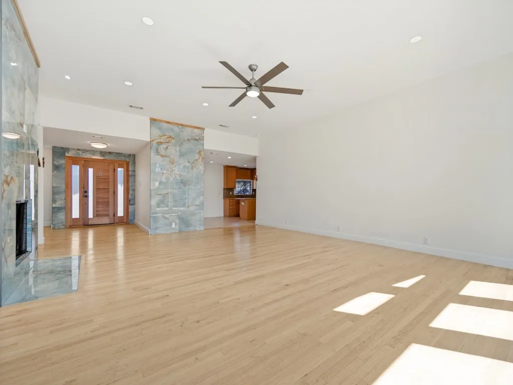 Single Family Residence For Rent in Dallas County , 5616 Mcshann Road, Dallas, Texas 75230, 5 Bedroom, 5 Bathroom, 2 Garage spaces, 3,181 Sqft, built in 1967, mls#21329952, Real Estate Agent in Dallas, Homes For Rent in Dallas county, Homes For Rent in Dallas, Realtor in Dallas Texas, Real Estate Brokerage Independent Realty Texas, Luminita Cordes Realtor