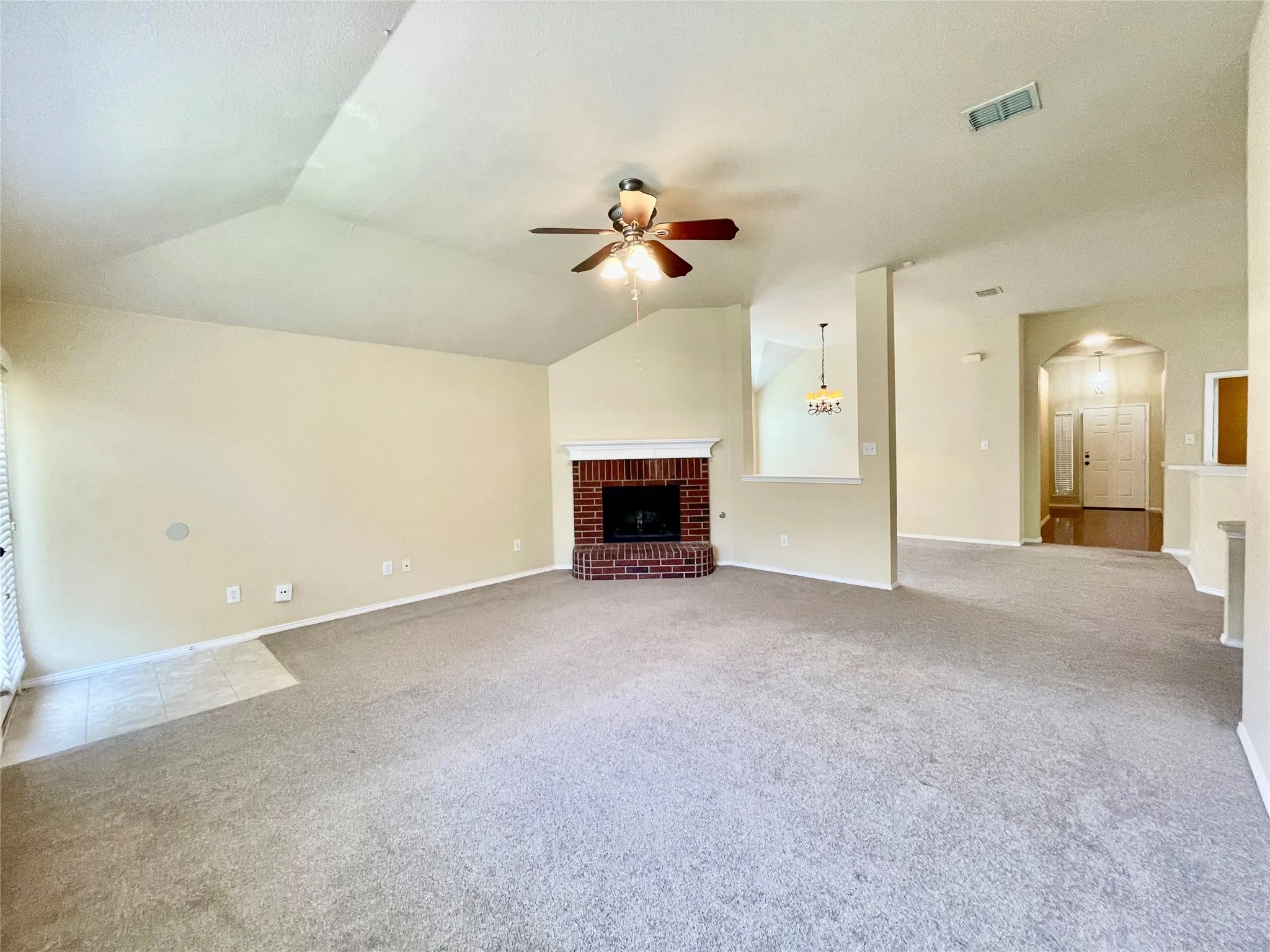 Single Family Residence For Rent in Collin County , 1535 Silver Spur Drive, Allen, Texas 75002, 3 Bedroom, 2 Bathroom, 2 Garage spaces, 1,843 Sqft, built in 2003, mls#21335666, Real Estate Agent in Allen, Homes For Rent in Collin county, Homes For Rent in Allen, Realtor in Allen Texas, Real Estate Brokerage Independent Realty Texas, Luminita Cordes Realtor