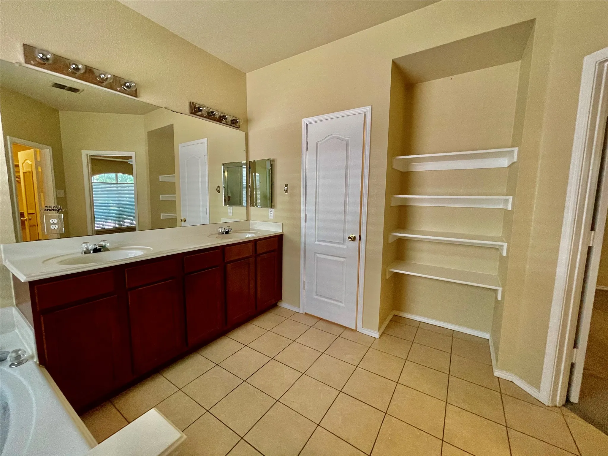 Single Family Residence For Rent in Collin County , 1535 Silver Spur Drive, Allen, Texas 75002, 3 Bedroom, 2 Bathroom, 2 Garage spaces, 1,843 Sqft, built in 2003, mls#21335666, Real Estate Agent in Allen, Homes For Rent in Collin county, Homes For Rent in Allen, Realtor in Allen Texas, Real Estate Brokerage Independent Realty Texas, Luminita Cordes Realtor