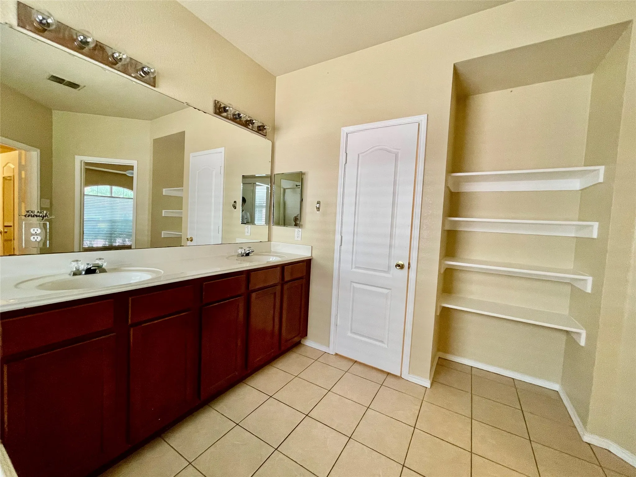 Single Family Residence For Rent in Collin County , 1535 Silver Spur Drive, Allen, Texas 75002, 3 Bedroom, 2 Bathroom, 2 Garage spaces, 1,843 Sqft, built in 2003, mls#21335666, Real Estate Agent in Allen, Homes For Rent in Collin county, Homes For Rent in Allen, Realtor in Allen Texas, Real Estate Brokerage Independent Realty Texas, Luminita Cordes Realtor