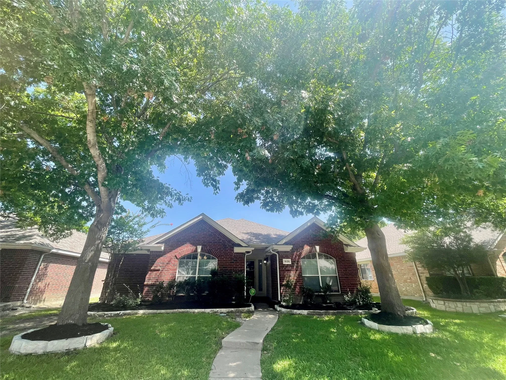 Single Family Residence For Rent in Collin County , 1535 Silver Spur Drive, Allen, Texas 75002, 3 Bedroom, 2 Bathroom, 2 Garage spaces, 1,843 Sqft, built in 2003, mls#21335666, Real Estate Agent in Allen, Homes For Rent in Collin county, Homes For Rent in Allen, Realtor in Allen Texas, Real Estate Brokerage Independent Realty Texas, Luminita Cordes Realtor