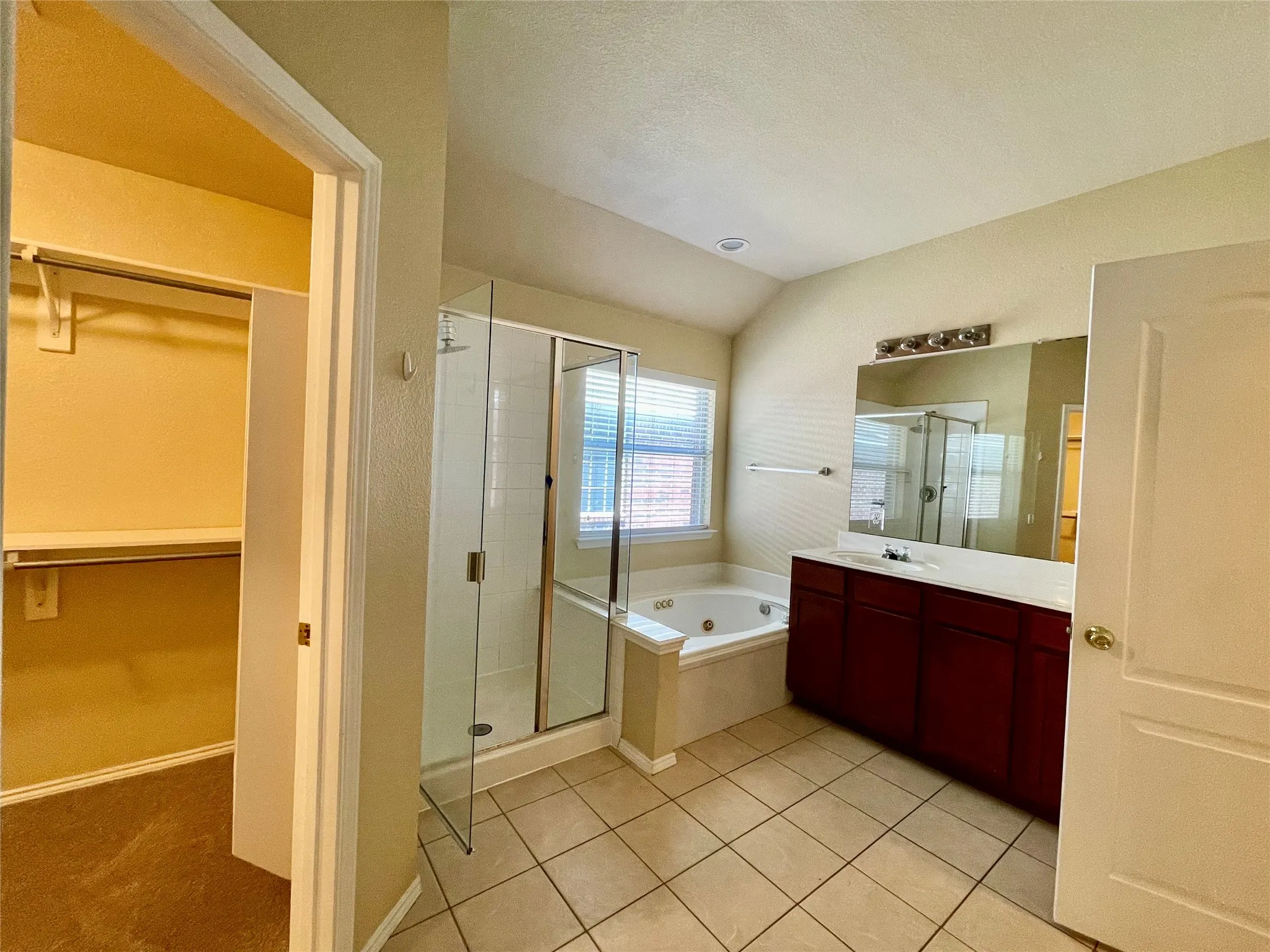 Single Family Residence For Rent in Collin County , 1535 Silver Spur Drive, Allen, Texas 75002, 3 Bedroom, 2 Bathroom, 2 Garage spaces, 1,843 Sqft, built in 2003, mls#21335666, Real Estate Agent in Allen, Homes For Rent in Collin county, Homes For Rent in Allen, Realtor in Allen Texas, Real Estate Brokerage Independent Realty Texas, Luminita Cordes Realtor