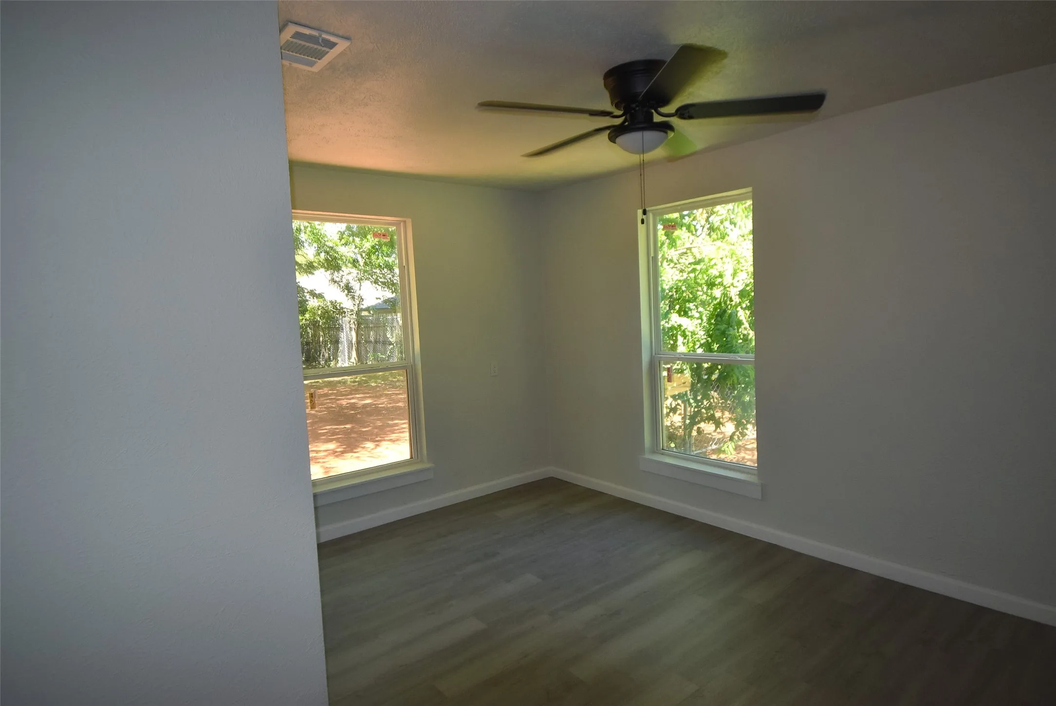 Single Family Residence For Rent in Somervell County , 403 N Gaither Street, Glen Rose, Texas 76043, 3 Bedroom, 2 Bathroom, Garage spaces, 1,472 Sqft, built in 0, mls#21335667, Real Estate Agent in Glen Rose, Homes For Rent in Somervell county, Homes For Rent in Glen Rose, Realtor in Glen Rose Texas, Real Estate Brokerage Independent Realty Texas, Luminita Cordes Realtor