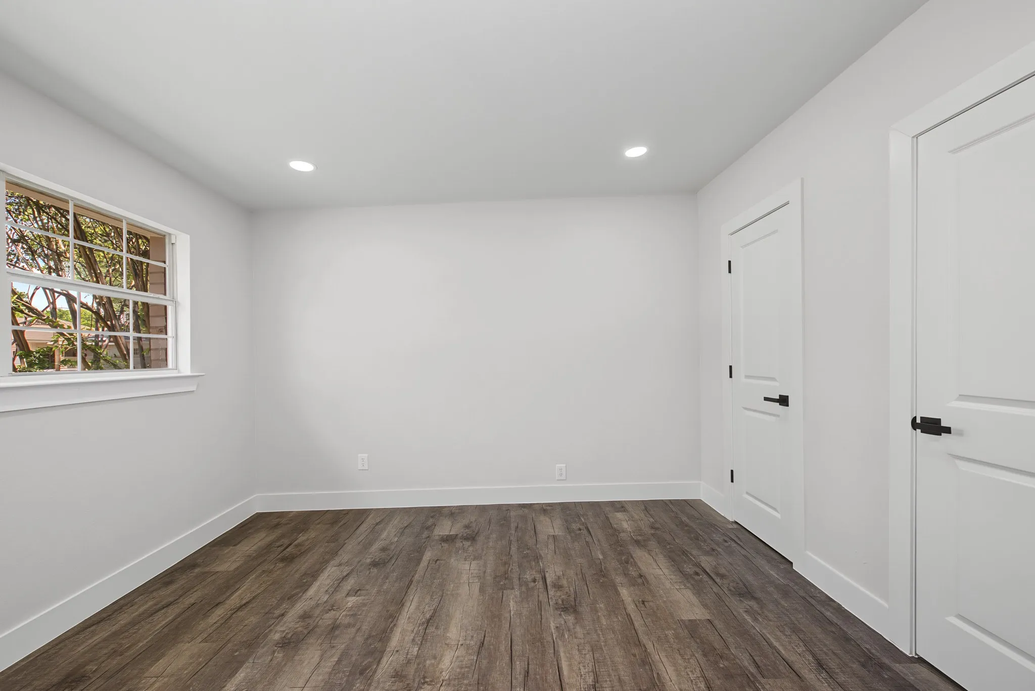 Single Family Residence For Sale in Tarrant County , 4608 Reed Street, Fort Worth, Texas 76119, 3 Bedroom, 2 Bathroom, Garage spaces, 1,050 Sqft, built in 1958, mls#21335012, Real Estate Agent in Fort Worth, Homes For Sale in Tarrant county, Homes For Sale in Fort Worth, Realtor in Fort Worth Texas, Real Estate Brokerage Independent Realty Texas, Luminita Cordes Realtor