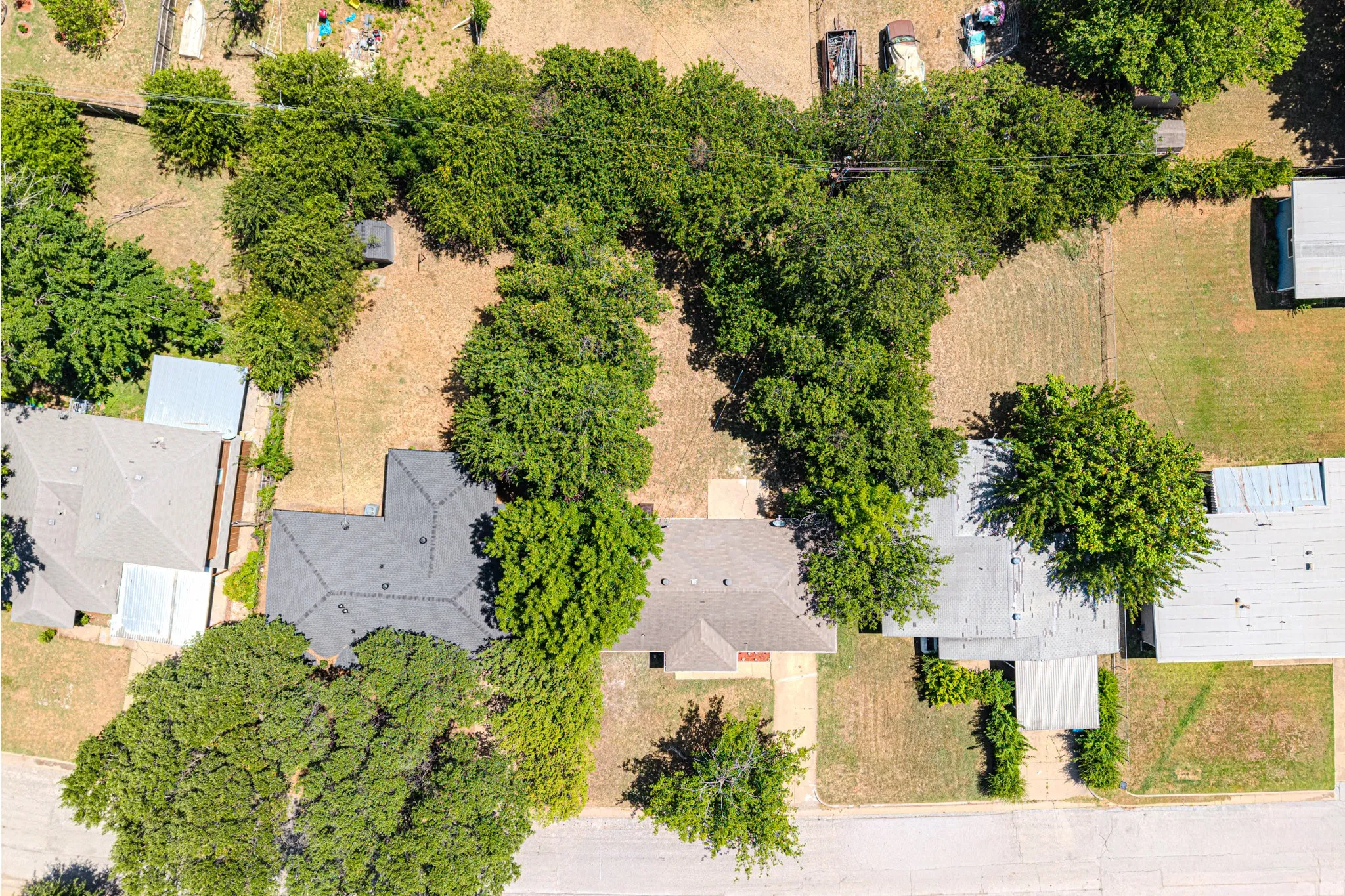 Single Family Residence For Sale in Tarrant County , 4608 Reed Street, Fort Worth, Texas 76119, 3 Bedroom, 2 Bathroom, Garage spaces, 1,050 Sqft, built in 1958, mls#21335012, Real Estate Agent in Fort Worth, Homes For Sale in Tarrant county, Homes For Sale in Fort Worth, Realtor in Fort Worth Texas, Real Estate Brokerage Independent Realty Texas, Luminita Cordes Realtor