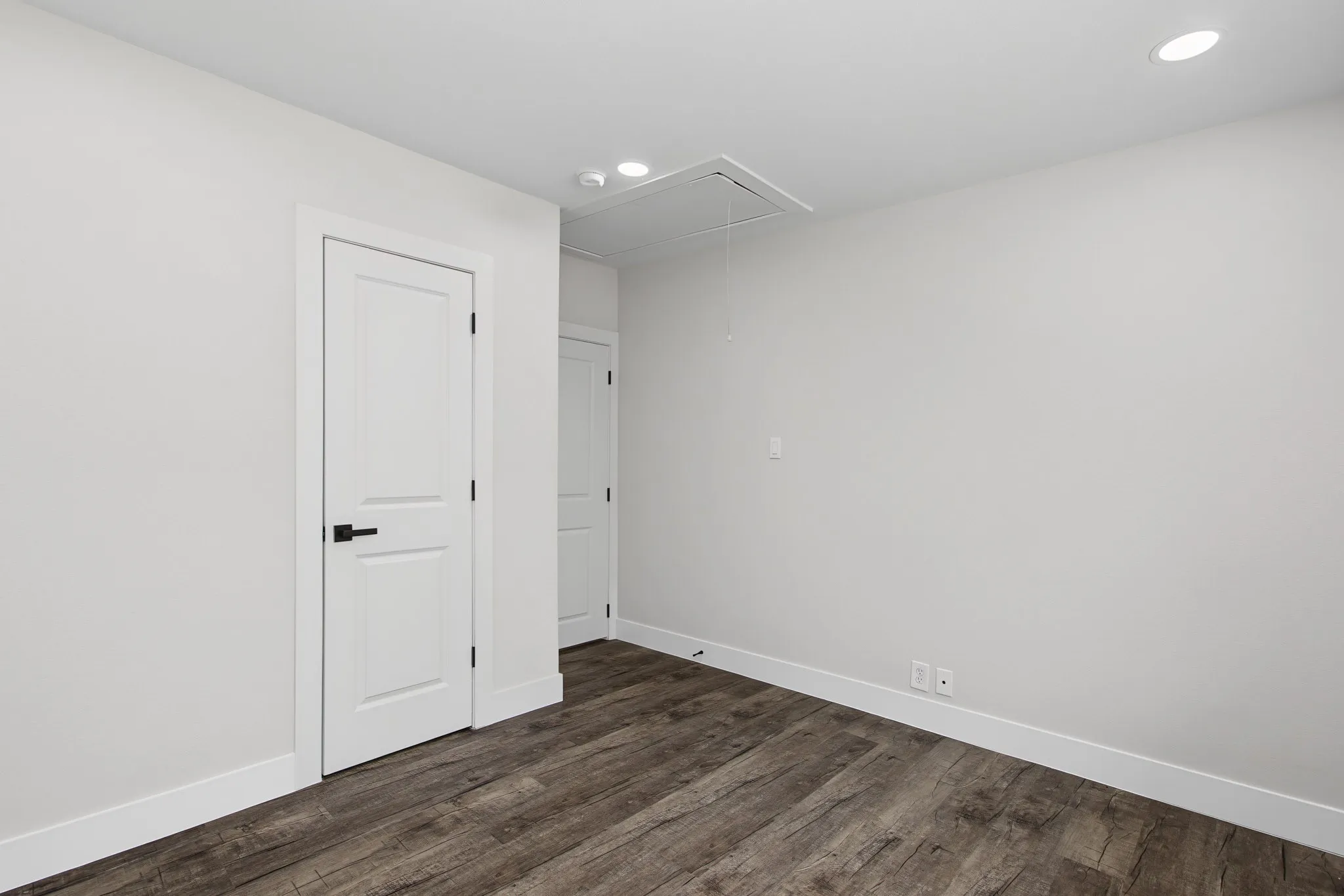 Single Family Residence For Sale in Tarrant County , 4608 Reed Street, Fort Worth, Texas 76119, 3 Bedroom, 2 Bathroom, Garage spaces, 1,050 Sqft, built in 1958, mls#21335012, Real Estate Agent in Fort Worth, Homes For Sale in Tarrant county, Homes For Sale in Fort Worth, Realtor in Fort Worth Texas, Real Estate Brokerage Independent Realty Texas, Luminita Cordes Realtor