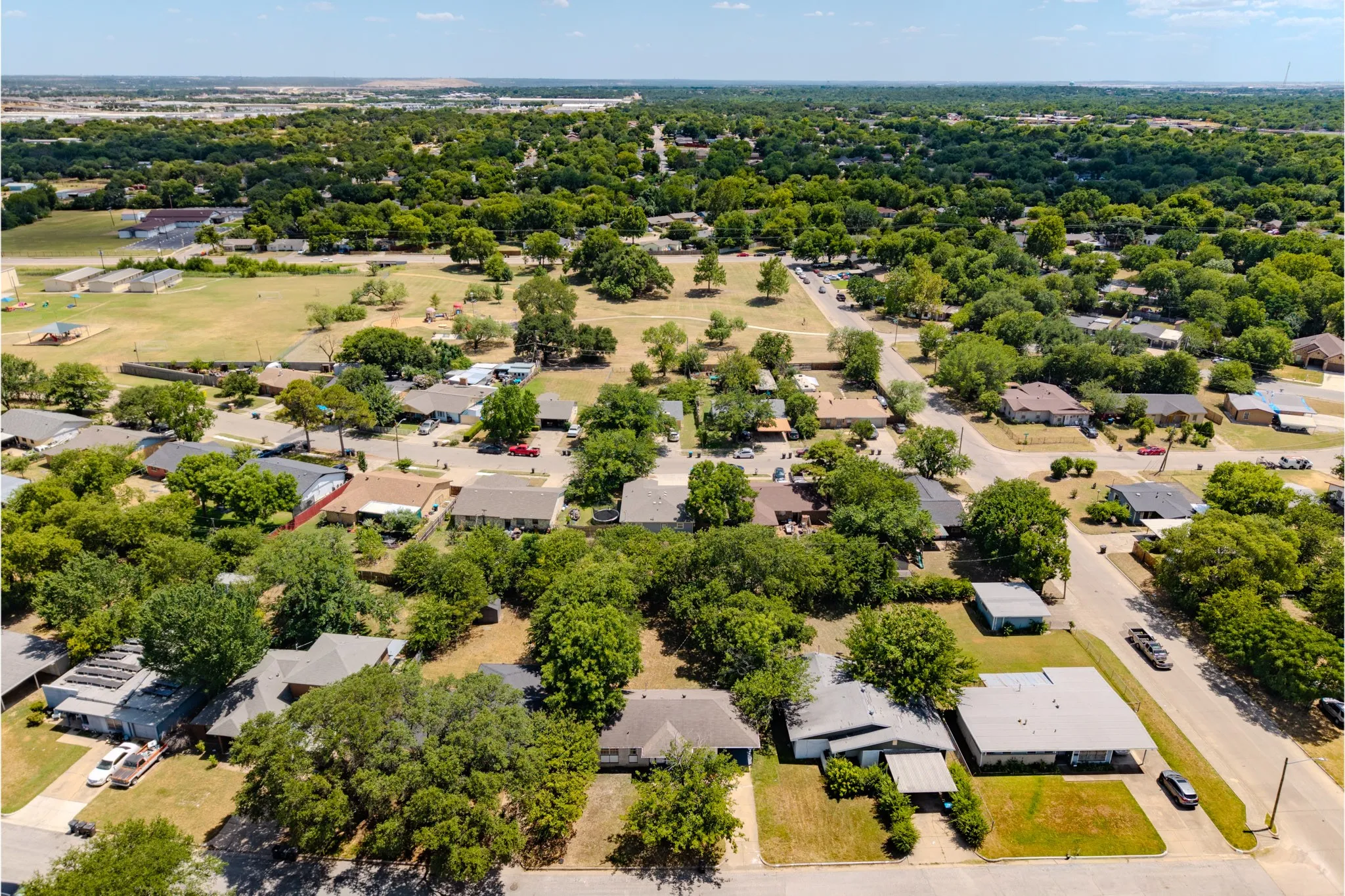 Single Family Residence For Sale in Tarrant County , 4608 Reed Street, Fort Worth, Texas 76119, 3 Bedroom, 2 Bathroom, Garage spaces, 1,050 Sqft, built in 1958, mls#21335012, Real Estate Agent in Fort Worth, Homes For Sale in Tarrant county, Homes For Sale in Fort Worth, Realtor in Fort Worth Texas, Real Estate Brokerage Independent Realty Texas, Luminita Cordes Realtor