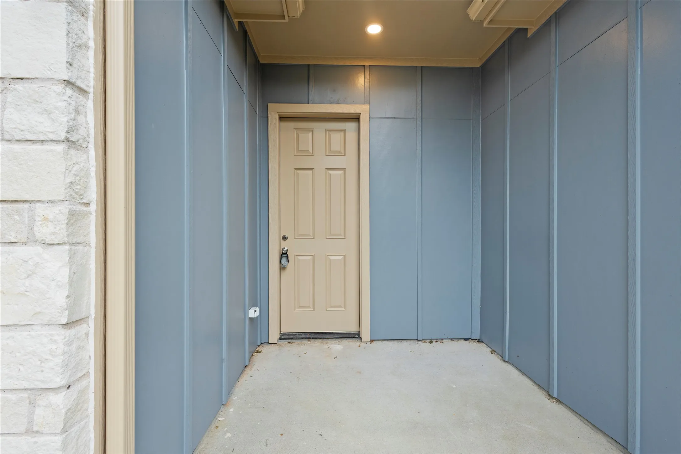 Single Family Residence For Sale in Fannin County , 401 S 4th Street, Bonham, Texas 75418, 4 Bedroom, 2 Bathroom, 2 Garage spaces, 1,526 Sqft, built in 2026, Price $295,000, mls#21335685, Real Estate Agent in Bonham, Homes For Sale in Fannin county, Homes For Sale in Bonham, Realtor in Bonham Texas, Real Estate Brokerage Independent Realty Texas, Luminita Cordes Realtor
