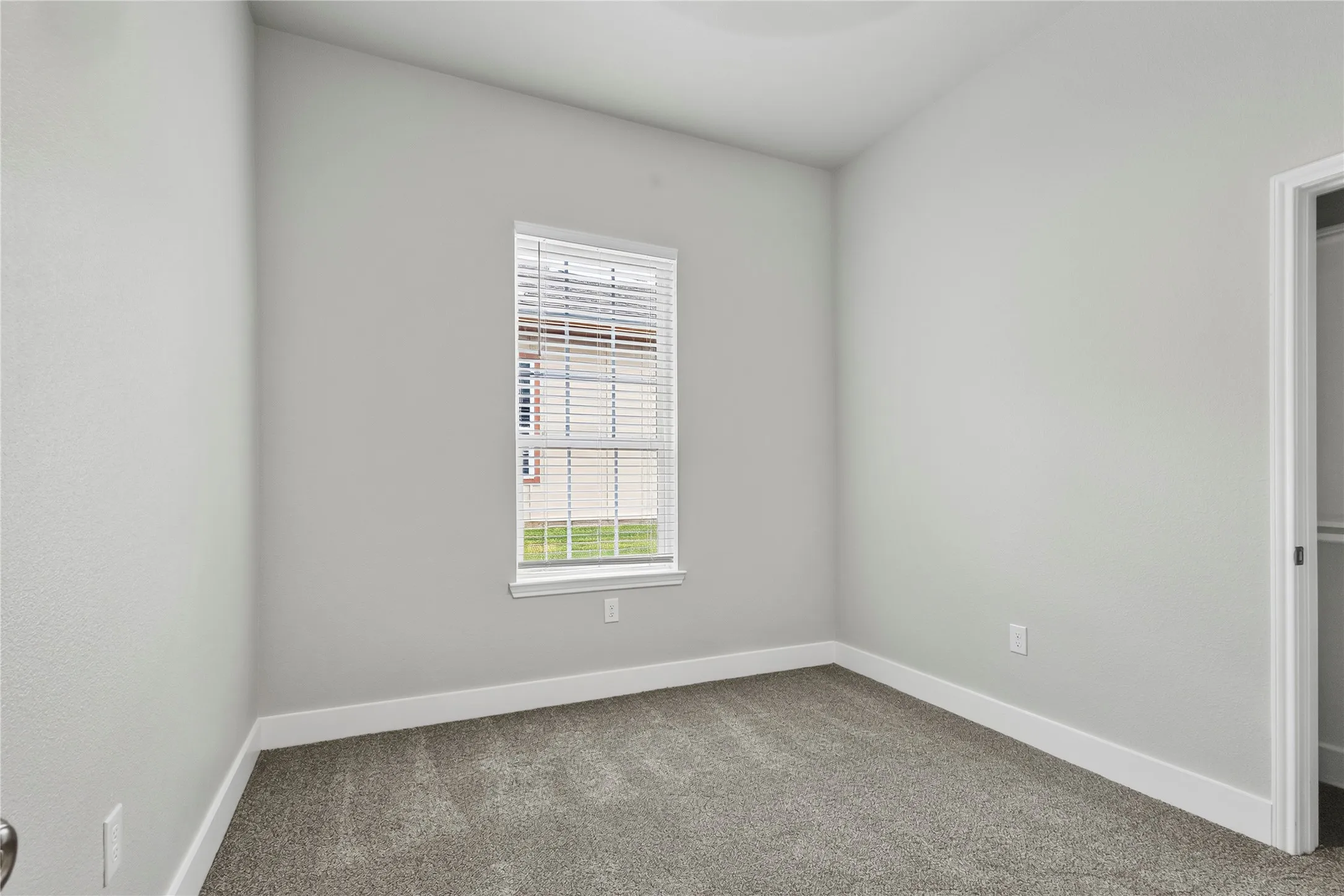 Single Family Residence For Sale in Fannin County , 401 S 4th Street, Bonham, Texas 75418, 4 Bedroom, 2 Bathroom, 2 Garage spaces, 1,526 Sqft, built in 2026, Price $295,000, mls#21335685, Real Estate Agent in Bonham, Homes For Sale in Fannin county, Homes For Sale in Bonham, Realtor in Bonham Texas, Real Estate Brokerage Independent Realty Texas, Luminita Cordes Realtor