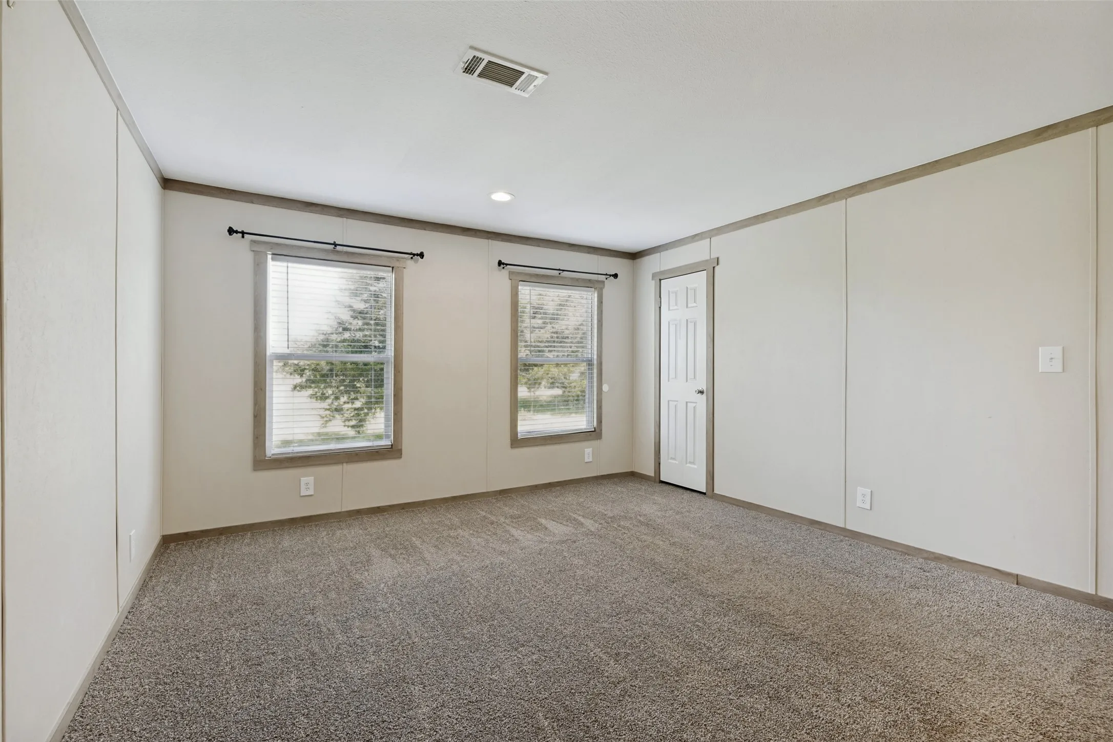 Mobile Home For Sale in Cooke County , 4445 County Road 136, Whitesboro, Texas 76273, 4 Bedroom, 2 Bathroom, 2 Garage spaces, 2,108 Sqft, built in 2021, mls#21335688, Real Estate Agent in Whitesboro, Homes For Sale in Cooke county, Homes For Sale in Whitesboro, Realtor in Whitesboro Texas, Real Estate Brokerage Independent Realty Texas, Luminita Cordes Realtor