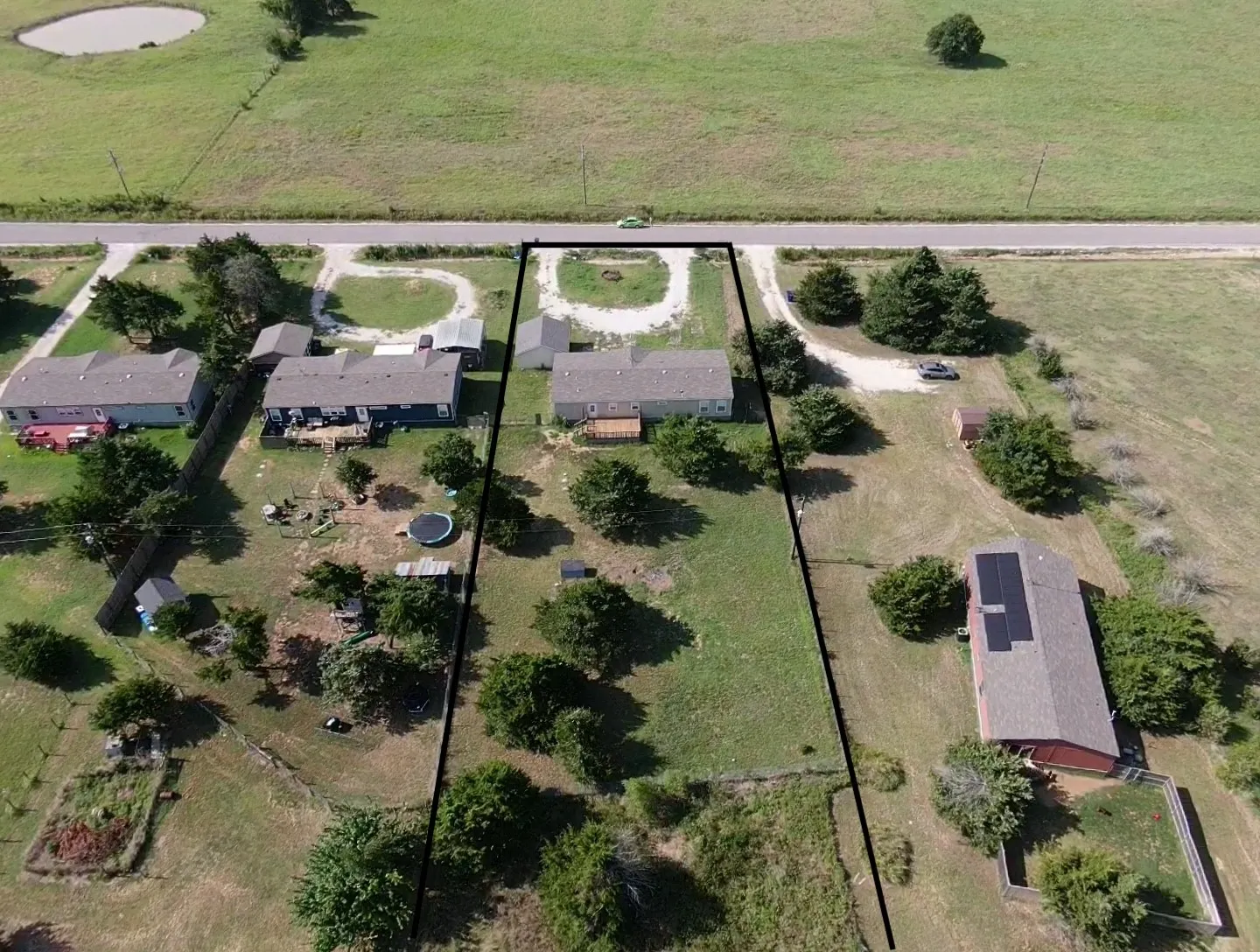 Mobile Home For Sale in Cooke County , 4445 County Road 136, Whitesboro, Texas 76273, 4 Bedroom, 2 Bathroom, 2 Garage spaces, 2,108 Sqft, built in 2021, mls#21335688, Real Estate Agent in Whitesboro, Homes For Sale in Cooke county, Homes For Sale in Whitesboro, Realtor in Whitesboro Texas, Real Estate Brokerage Independent Realty Texas, Luminita Cordes Realtor