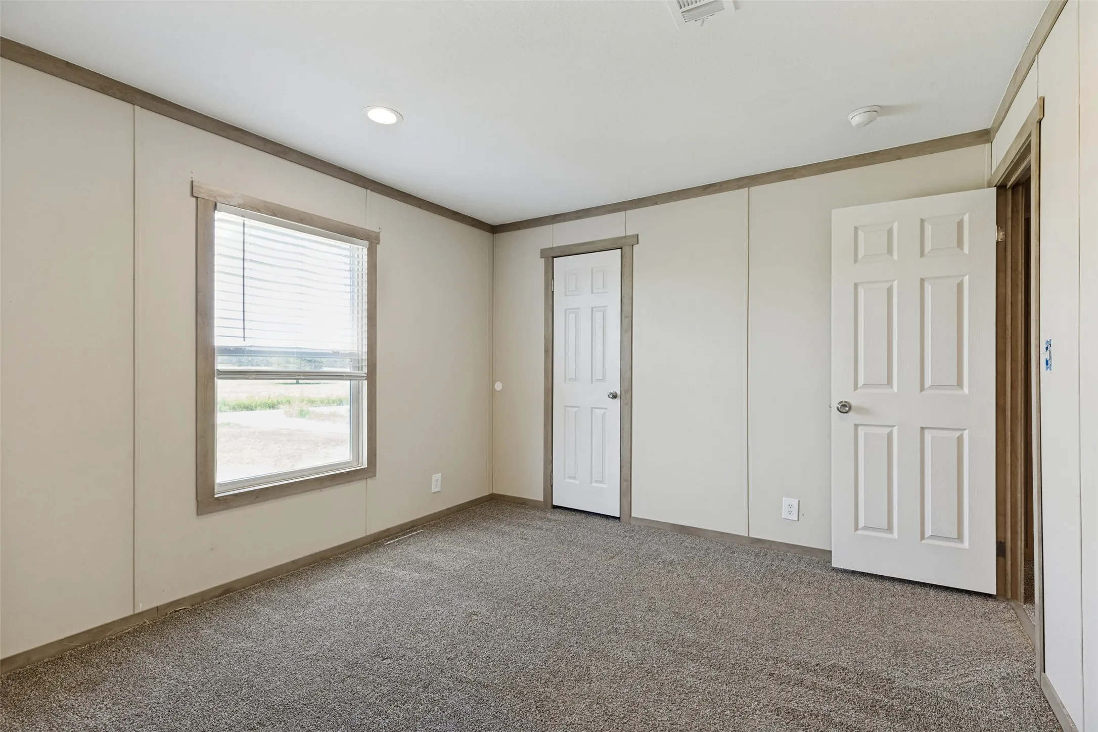 Mobile Home For Sale in Cooke County , 4445 County Road 136, Whitesboro, Texas 76273, 4 Bedroom, 2 Bathroom, 2 Garage spaces, 2,108 Sqft, built in 2021, mls#21335688, Real Estate Agent in Whitesboro, Homes For Sale in Cooke county, Homes For Sale in Whitesboro, Realtor in Whitesboro Texas, Real Estate Brokerage Independent Realty Texas, Luminita Cordes Realtor