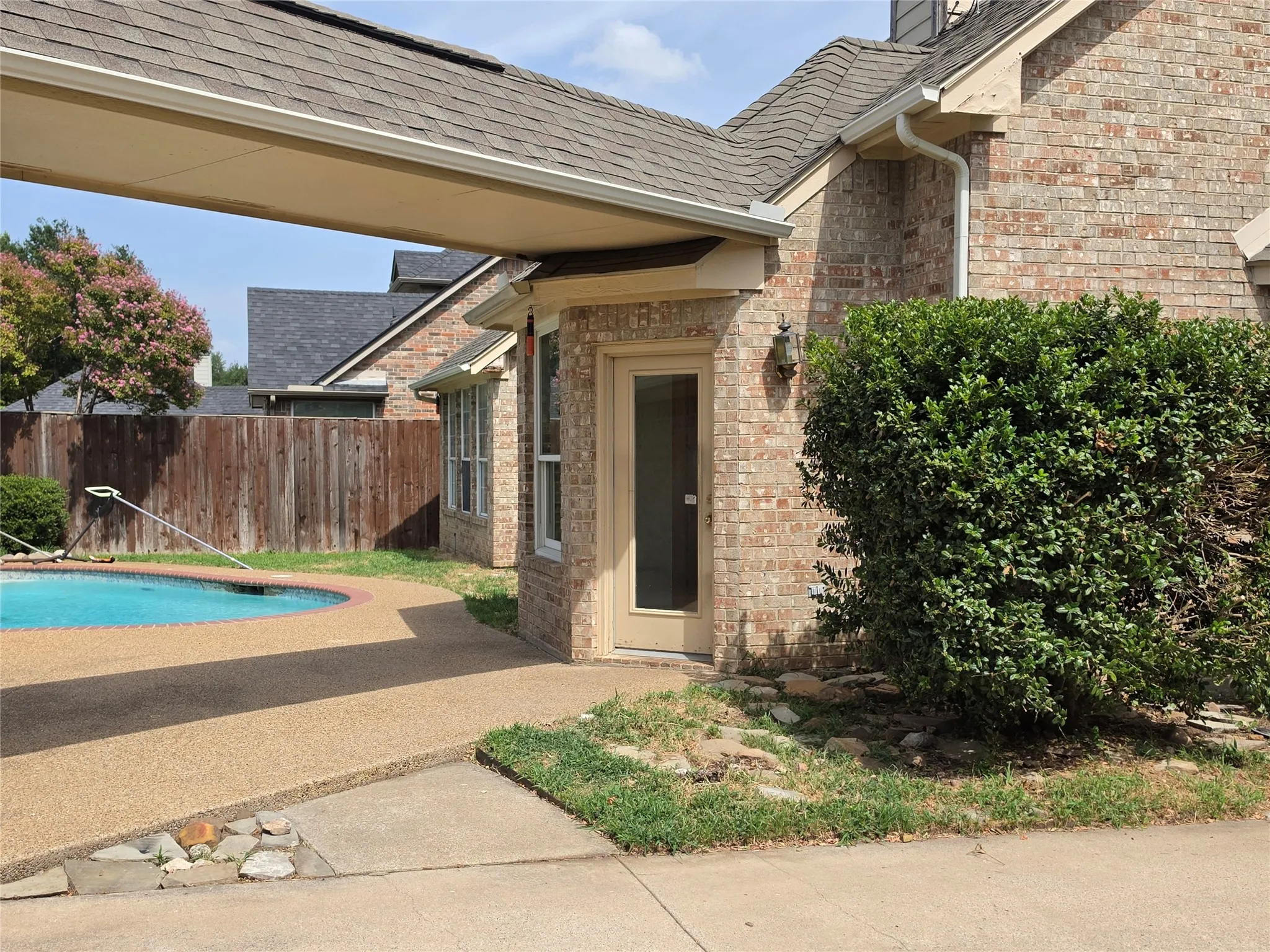 Single Family Residence For Sale in Tarrant County , 2720 Springhill Drive, Grapevine, Texas 76051, 4 Bedroom, 3 Bathroom, 2 Garage spaces, 2,733 Sqft, built in 1991, mls#21335308, Real Estate Agent in Grapevine, Homes For Sale in Tarrant county, Homes For Sale in Grapevine, Realtor in Grapevine Texas, Real Estate Brokerage Independent Realty Texas, Luminita Cordes Realtor