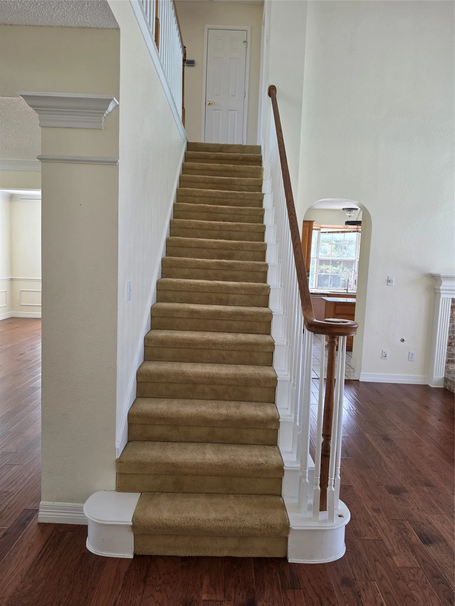 Single Family Residence For Sale in Tarrant County , 2720 Springhill Drive, Grapevine, Texas 76051, 4 Bedroom, 3 Bathroom, 2 Garage spaces, 2,733 Sqft, built in 1991, mls#21335308, Real Estate Agent in Grapevine, Homes For Sale in Tarrant county, Homes For Sale in Grapevine, Realtor in Grapevine Texas, Real Estate Brokerage Independent Realty Texas, Luminita Cordes Realtor