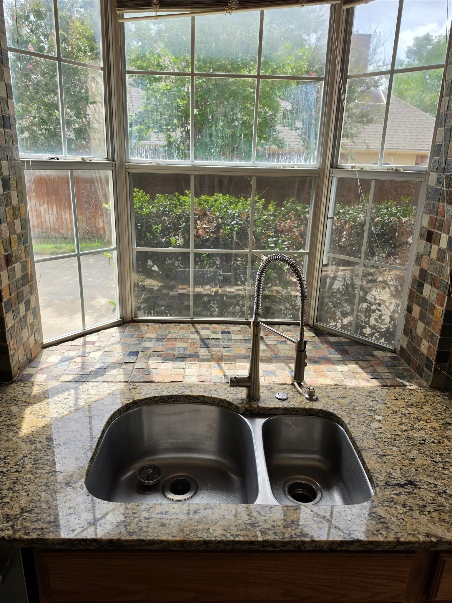 Single Family Residence For Sale in Tarrant County , 2720 Springhill Drive, Grapevine, Texas 76051, 4 Bedroom, 3 Bathroom, 2 Garage spaces, 2,733 Sqft, built in 1991, mls#21335308, Real Estate Agent in Grapevine, Homes For Sale in Tarrant county, Homes For Sale in Grapevine, Realtor in Grapevine Texas, Real Estate Brokerage Independent Realty Texas, Luminita Cordes Realtor
