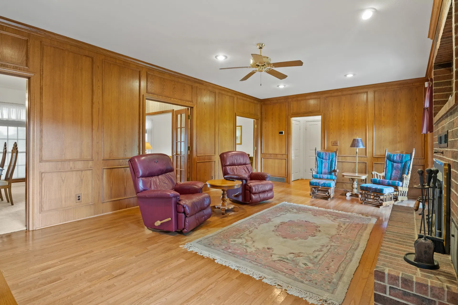 Farm For Sale in Titus County , 2199 County Rd 3150, Cookville, Texas 75558, 4 Bedrooms, 3 Bathrooms, 2 Garage spaces, 3,035 Sqft, built in 1992, Price $1,050,000, mls#21335647, Real Estate Agent in Cookville, Homes For Sale in Titus county, Homes For Sale in Cookville, Realtor in Cookville Texas, Real Estate Brokerage Independent Realty Texas, Luminita Cordes Realtor