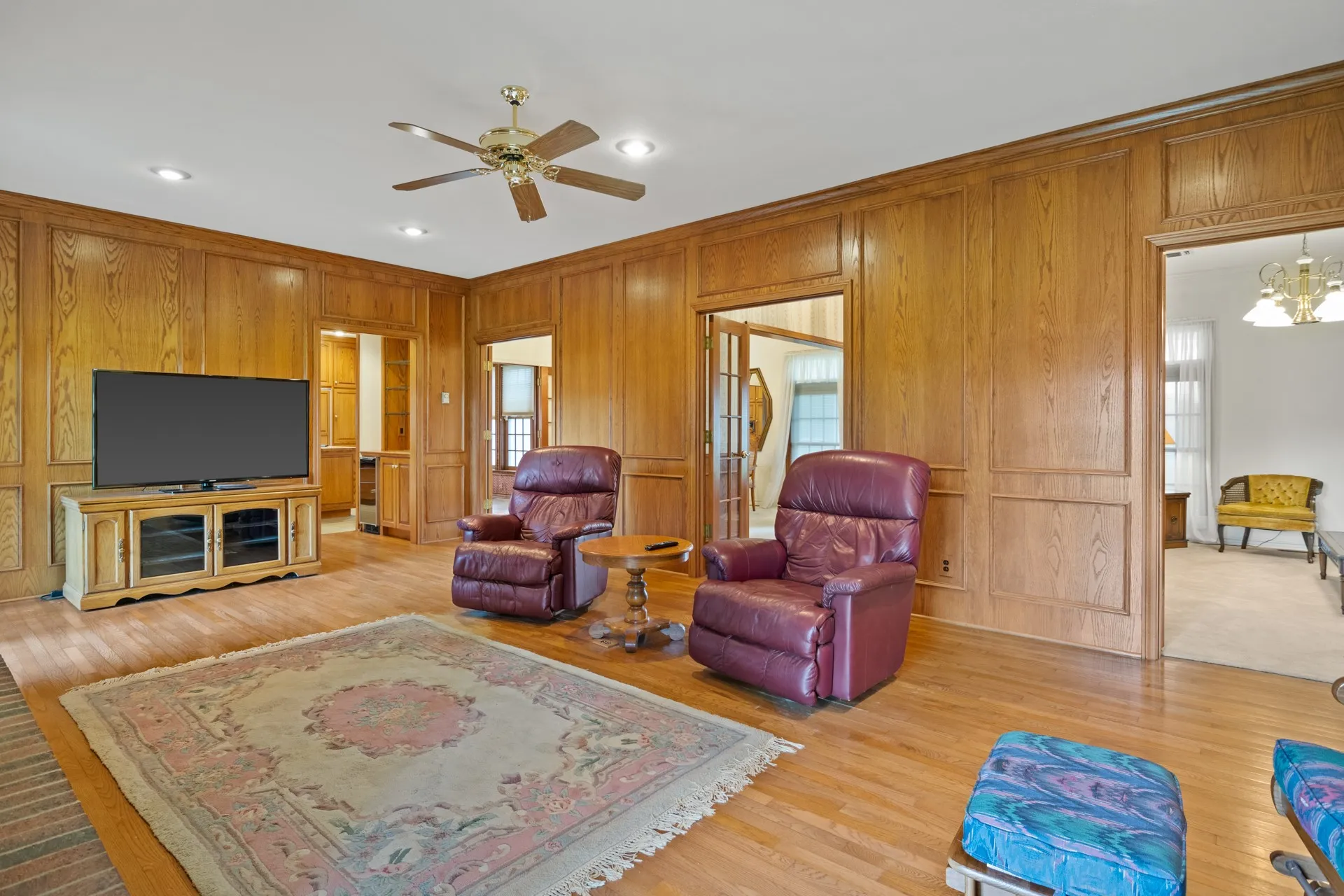 Farm For Sale in Titus County , 2199 County Rd 3150, Cookville, Texas 75558, 4 Bedrooms, 3 Bathrooms, 2 Garage spaces, 3,035 Sqft, built in 1992, Price $1,050,000, mls#21335647, Real Estate Agent in Cookville, Homes For Sale in Titus county, Homes For Sale in Cookville, Realtor in Cookville Texas, Real Estate Brokerage Independent Realty Texas, Luminita Cordes Realtor