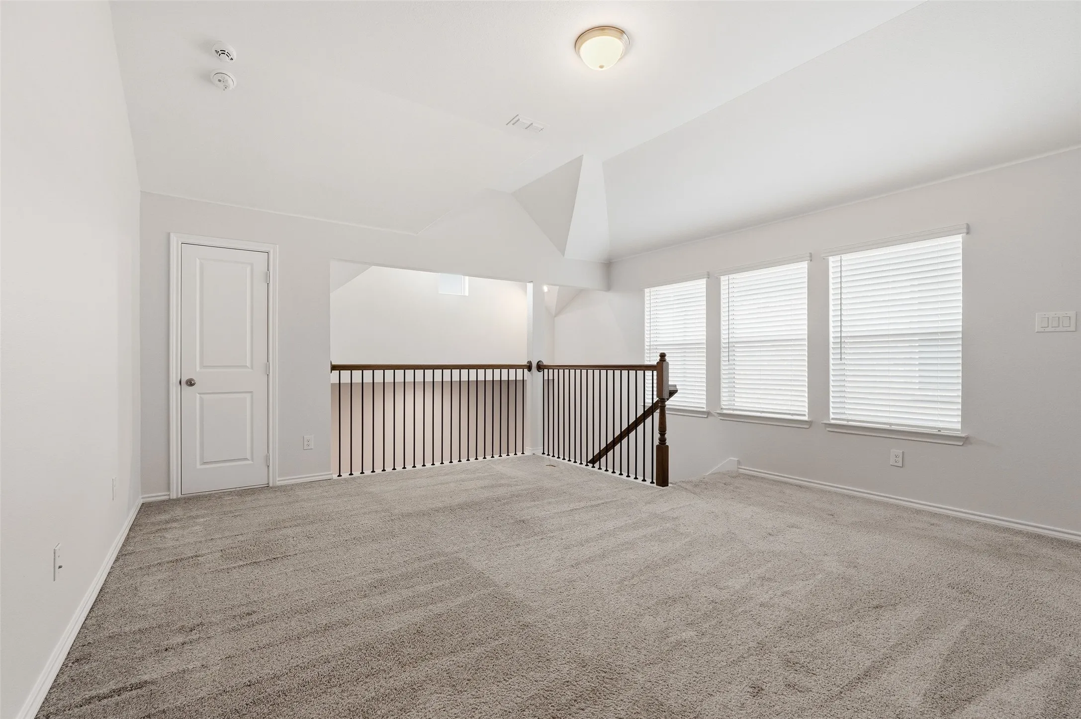 Single Family Residence For Sale in Collin County , 1408 Ross Avenue, Celina, Texas 75009, 4 Bedroom, 3 Bathroom, 2 Garage spaces, 2,541 Sqft, built in 2021, mls#21335691, Real Estate Agent in Celina, Homes For Sale in Collin county, Homes For Sale in Celina, Realtor in Celina Texas, Real Estate Brokerage Independent Realty Texas, Luminita Cordes Realtor