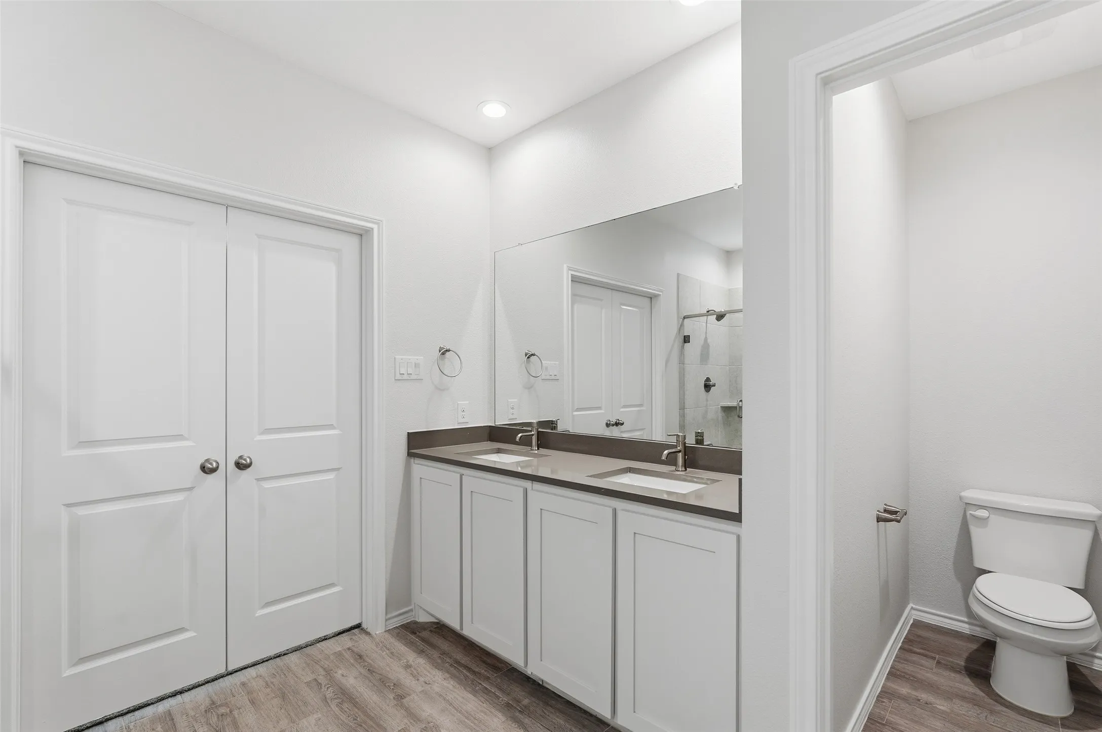 Single Family Residence For Sale in Collin County , 1408 Ross Avenue, Celina, Texas 75009, 4 Bedroom, 3 Bathroom, 2 Garage spaces, 2,541 Sqft, built in 2021, mls#21335691, Real Estate Agent in Celina, Homes For Sale in Collin county, Homes For Sale in Celina, Realtor in Celina Texas, Real Estate Brokerage Independent Realty Texas, Luminita Cordes Realtor