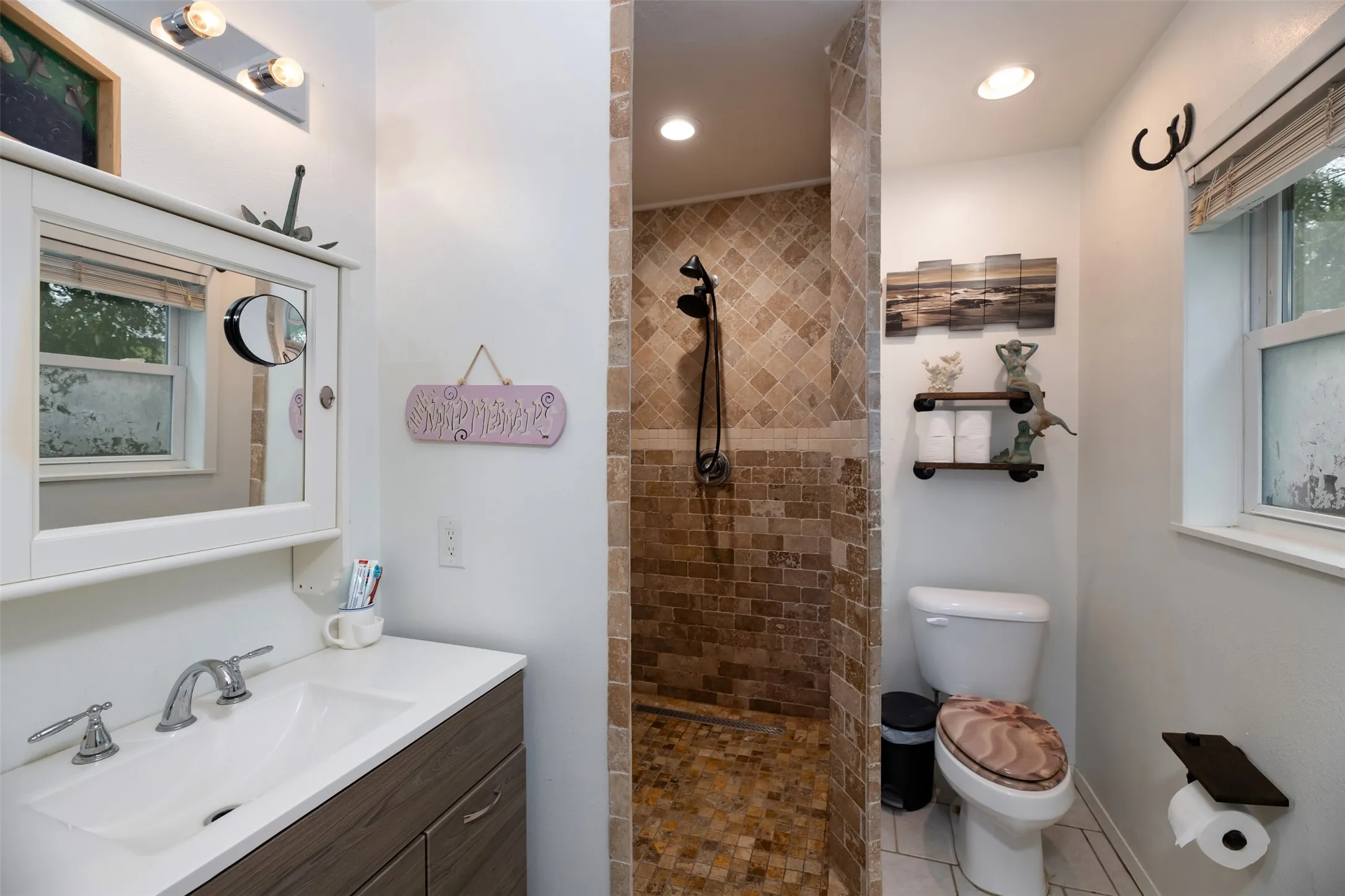 Single Family Residence For Sale in Palo Pinto County , 1202 NW 4th Avenue, Mineral Wells, Texas 76067, 3 Bedroom, 2 Bathroom, 2 Garage spaces, 1,982 Sqft, built in 1952, mls#21335339, Real Estate Agent in Mineral Wells, Homes For Sale in Palo Pinto county, Homes For Sale in Mineral Wells, Realtor in Mineral Wells Texas, Real Estate Brokerage Independent Realty Texas, Luminita Cordes Realtor