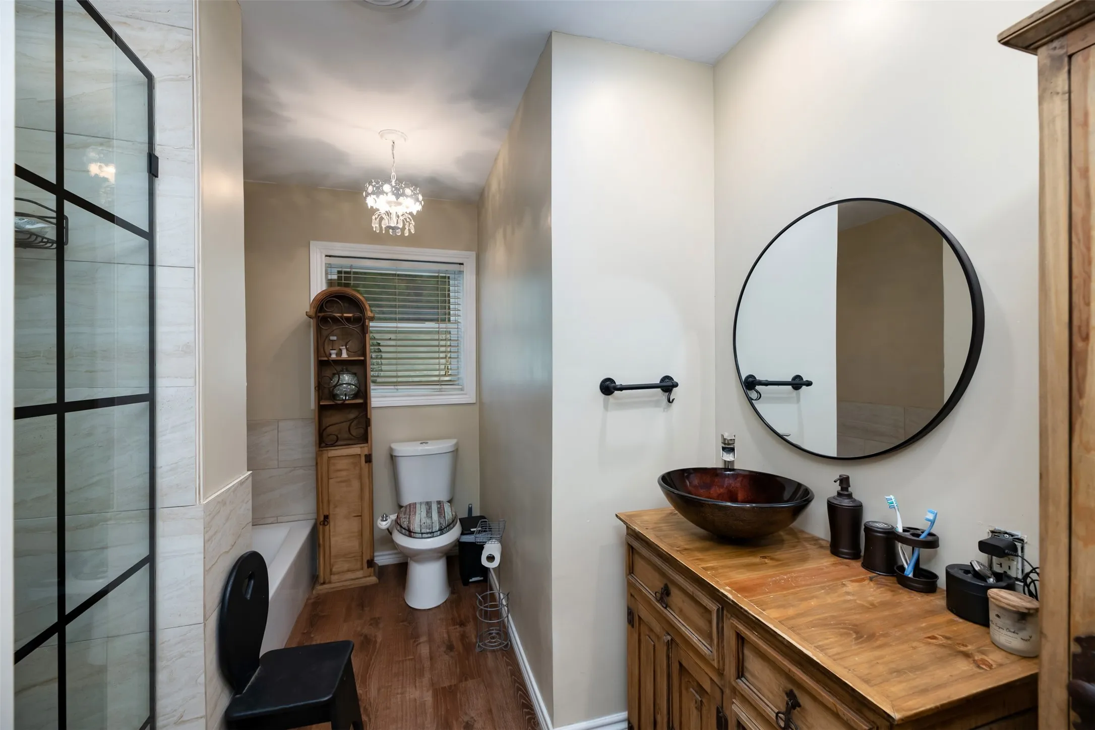 Single Family Residence For Sale in Palo Pinto County , 1202 NW 4th Avenue, Mineral Wells, Texas 76067, 3 Bedroom, 2 Bathroom, 2 Garage spaces, 1,982 Sqft, built in 1952, mls#21335339, Real Estate Agent in Mineral Wells, Homes For Sale in Palo Pinto county, Homes For Sale in Mineral Wells, Realtor in Mineral Wells Texas, Real Estate Brokerage Independent Realty Texas, Luminita Cordes Realtor