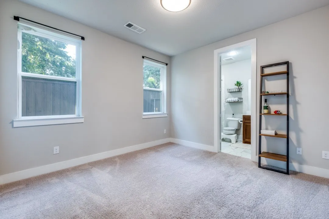 Single Family Residence For Rent in Dallas County , 1450 Elevado Drive, Dallas, Texas 75212, 3 Bedroom, 4 Bathroom, 2 Garage spaces, 2,237 Sqft, built in 2020, mls#21333145, Real Estate Agent in Dallas, Homes For Rent in Dallas county, Homes For Rent in Dallas, Realtor in Dallas Texas, Real Estate Brokerage Independent Realty Texas, Luminita Cordes Realtor