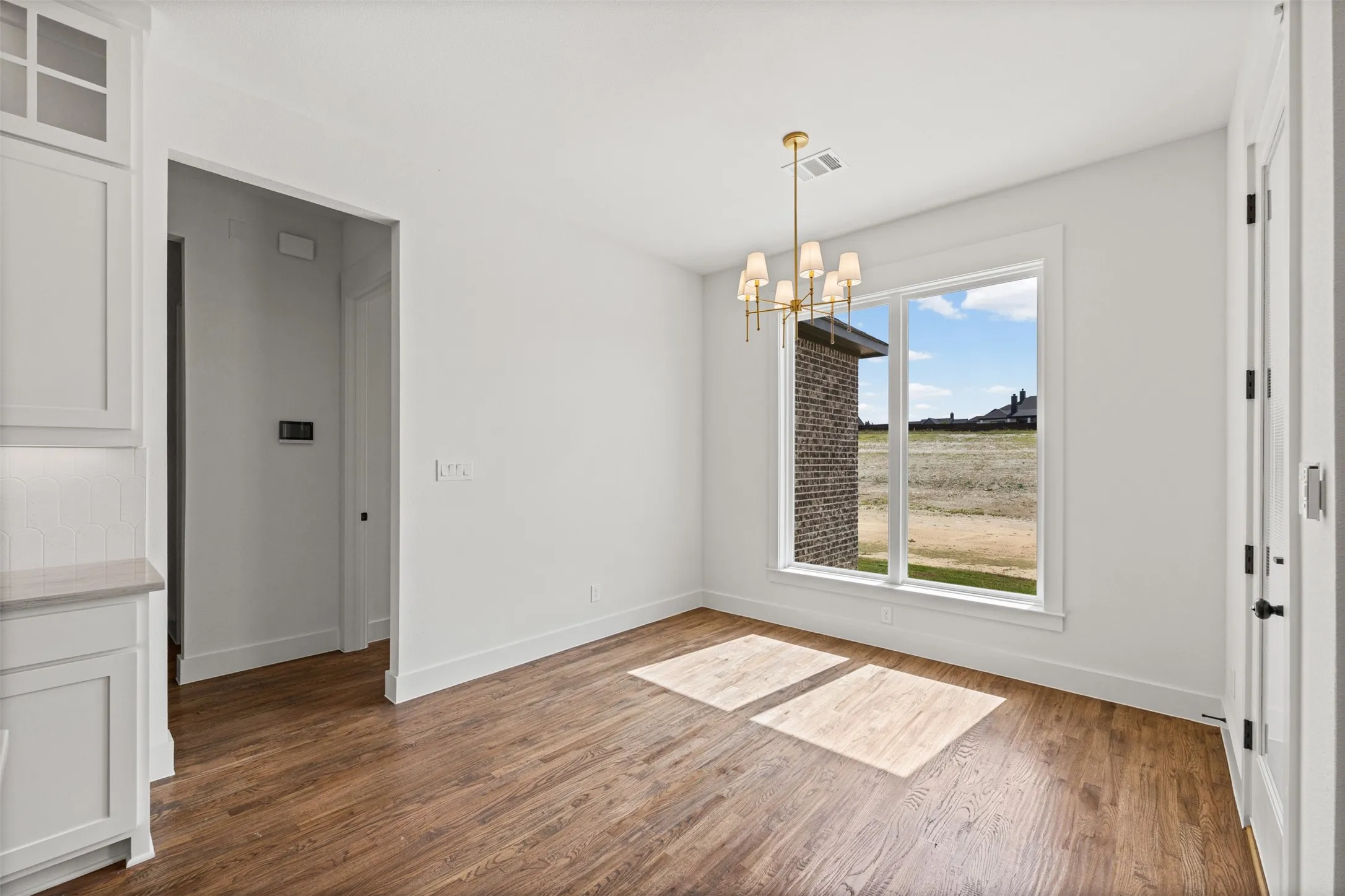 Single Family Residence For Sale in Ellis County , 1370 Carroll Moran Trail, Midlothian, Texas 76065, 4 Bedrooms, 3 Bathrooms, 2 Garage spaces, 2,502 Sqft, built in 2026, Price $685,000, mls#21326298, Real Estate Agent in Midlothian, Homes For Sale in Ellis county, Homes For Sale in Midlothian, Realtor in Midlothian Texas, Real Estate Brokerage Independent Realty Texas, Luminita Cordes Realtor