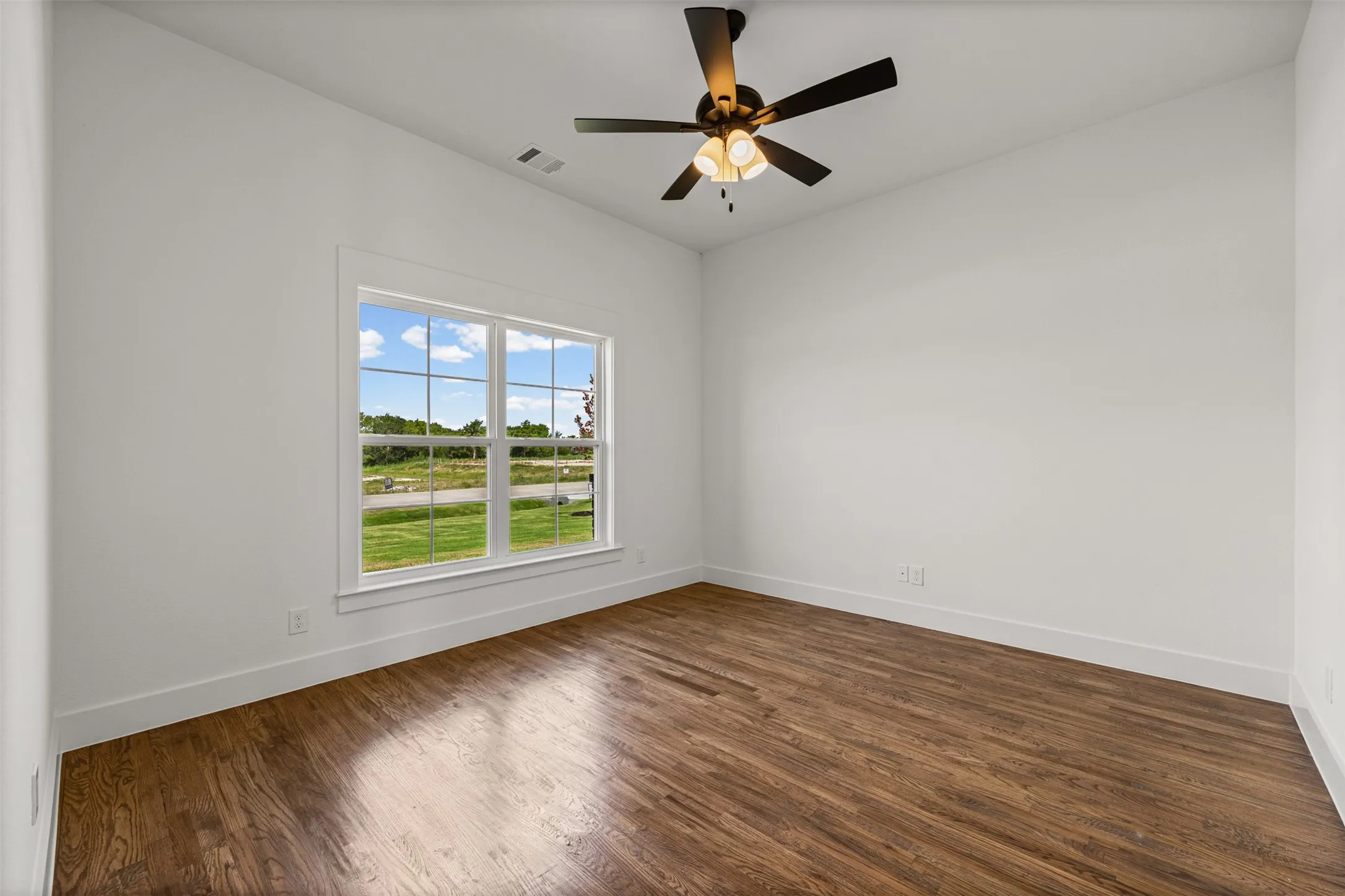 Single Family Residence For Sale in Ellis County , 1370 Carroll Moran Trail, Midlothian, Texas 76065, 4 Bedrooms, 3 Bathrooms, 2 Garage spaces, 2,502 Sqft, built in 2026, Price $685,000, mls#21326298, Real Estate Agent in Midlothian, Homes For Sale in Ellis county, Homes For Sale in Midlothian, Realtor in Midlothian Texas, Real Estate Brokerage Independent Realty Texas, Luminita Cordes Realtor