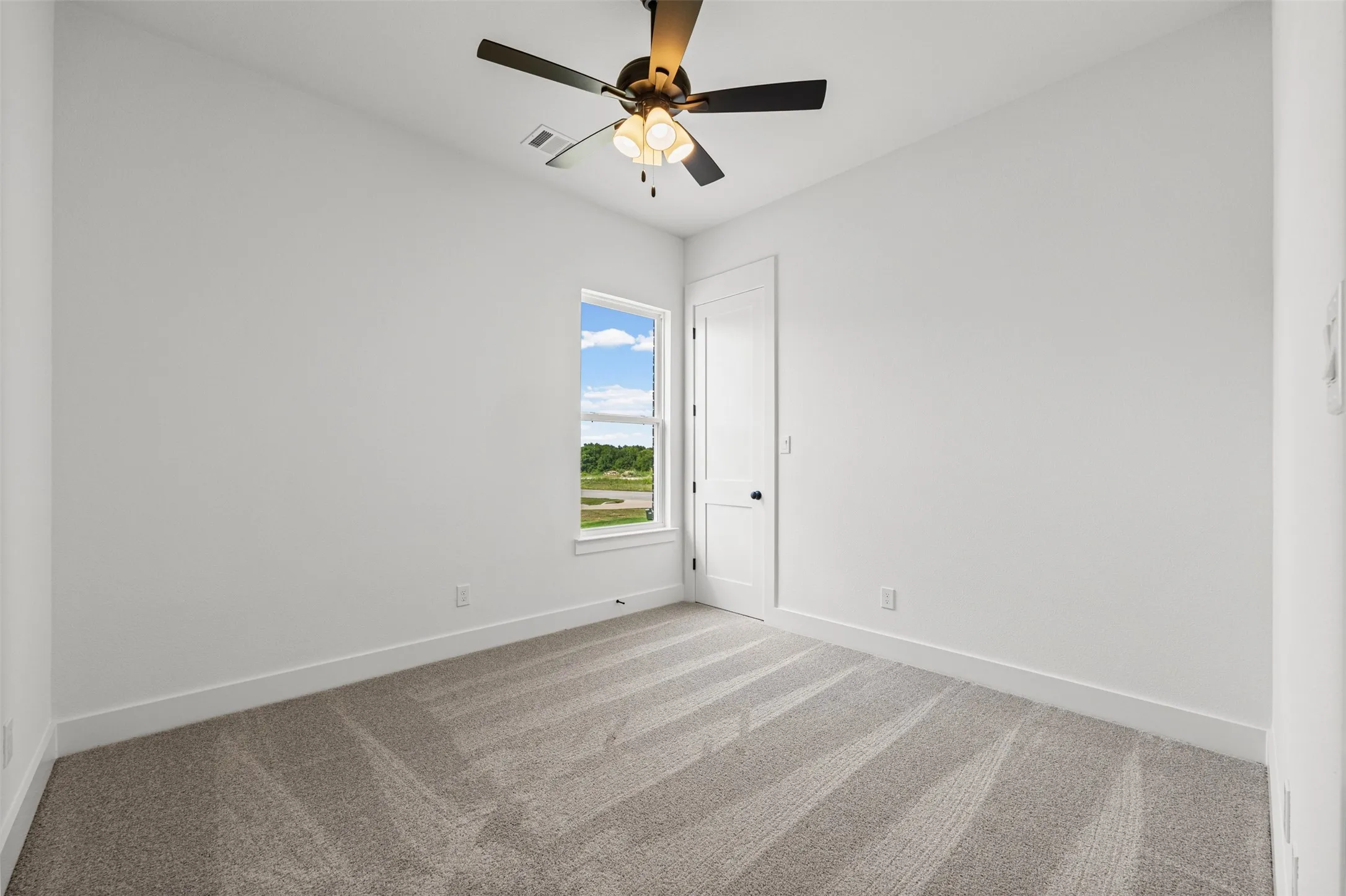 Single Family Residence For Sale in Ellis County , 1370 Carroll Moran Trail, Midlothian, Texas 76065, 4 Bedrooms, 3 Bathrooms, 2 Garage spaces, 2,502 Sqft, built in 2026, Price $685,000, mls#21326298, Real Estate Agent in Midlothian, Homes For Sale in Ellis county, Homes For Sale in Midlothian, Realtor in Midlothian Texas, Real Estate Brokerage Independent Realty Texas, Luminita Cordes Realtor