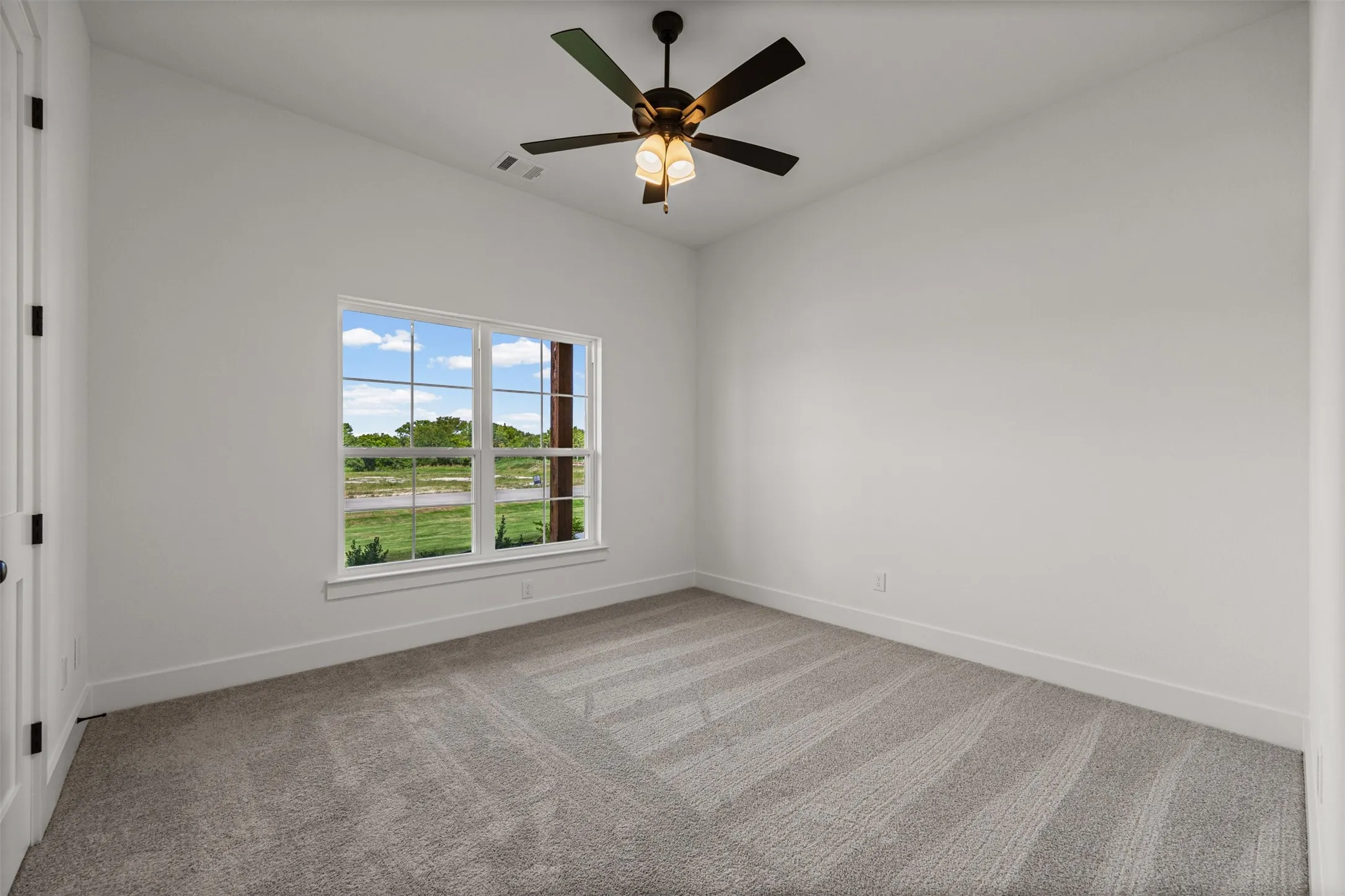 Single Family Residence For Sale in Ellis County , 1370 Carroll Moran Trail, Midlothian, Texas 76065, 4 Bedrooms, 3 Bathrooms, 2 Garage spaces, 2,502 Sqft, built in 2026, Price $685,000, mls#21326298, Real Estate Agent in Midlothian, Homes For Sale in Ellis county, Homes For Sale in Midlothian, Realtor in Midlothian Texas, Real Estate Brokerage Independent Realty Texas, Luminita Cordes Realtor