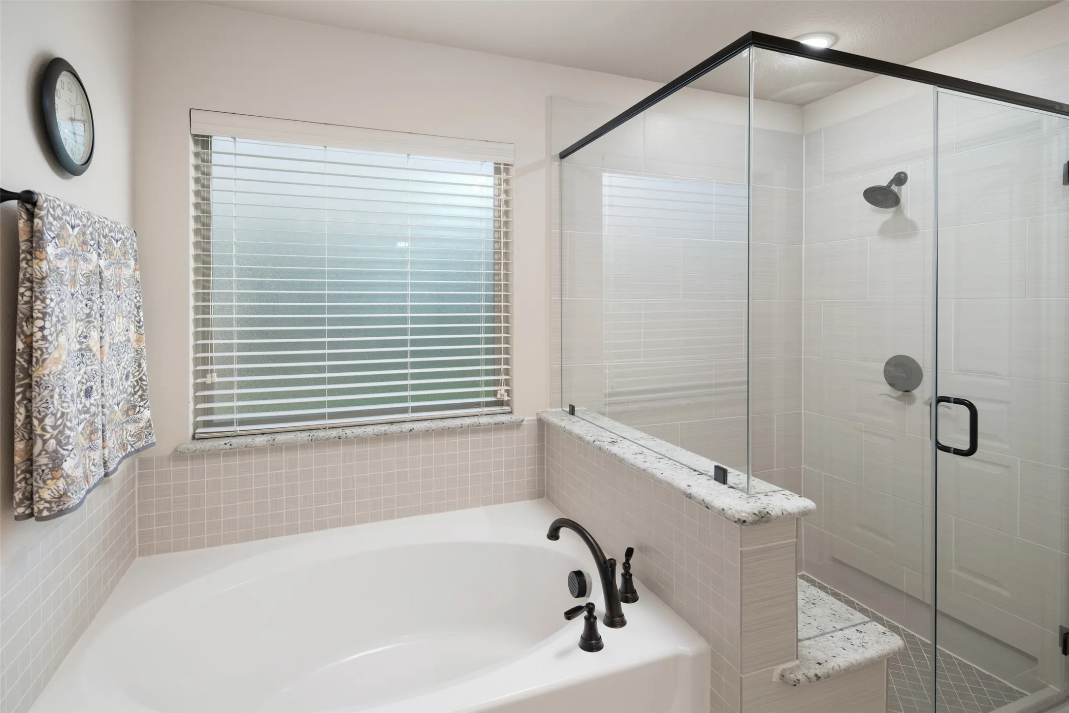 Single Family Residence For Sale in Collin County , 802 Providence, Wylie, Texas 75098, 4 Bedroom, 3 Bathroom, 2 Garage spaces, 3,084 Sqft, built in 2018, mls#21334756, Real Estate Agent in Wylie, Homes For Sale in Collin county, Homes For Sale in Wylie, Realtor in Wylie Texas, Real Estate Brokerage Independent Realty Texas, Luminita Cordes Realtor