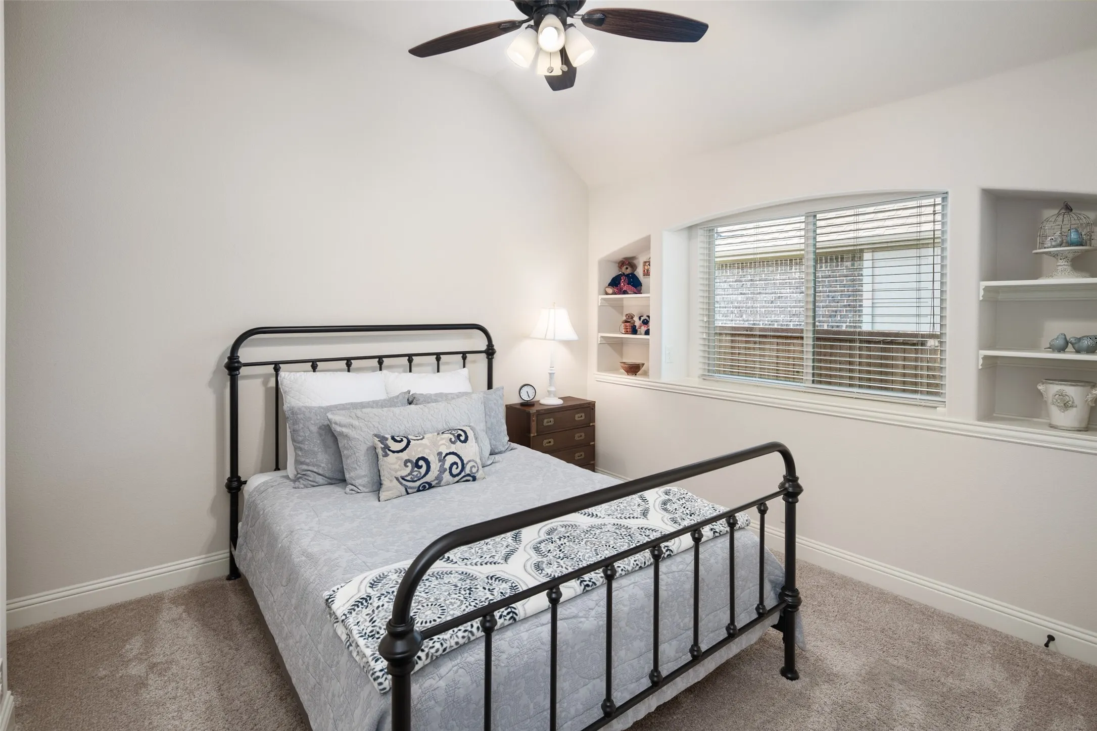 Single Family Residence For Sale in Collin County , 802 Providence, Wylie, Texas 75098, 4 Bedroom, 3 Bathroom, 2 Garage spaces, 3,084 Sqft, built in 2018, mls#21334756, Real Estate Agent in Wylie, Homes For Sale in Collin county, Homes For Sale in Wylie, Realtor in Wylie Texas, Real Estate Brokerage Independent Realty Texas, Luminita Cordes Realtor