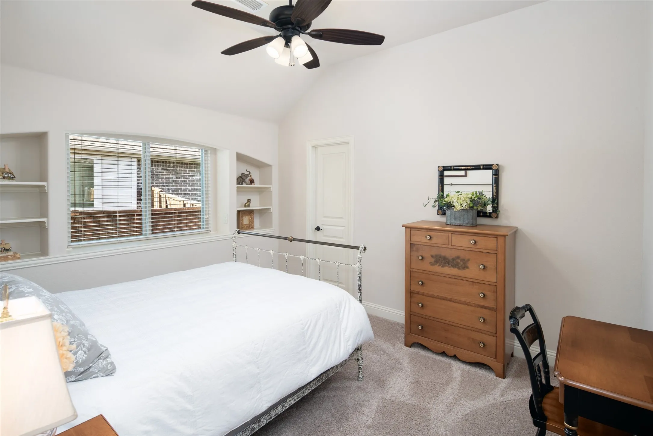 Single Family Residence For Sale in Collin County , 802 Providence, Wylie, Texas 75098, 4 Bedroom, 3 Bathroom, 2 Garage spaces, 3,084 Sqft, built in 2018, mls#21334756, Real Estate Agent in Wylie, Homes For Sale in Collin county, Homes For Sale in Wylie, Realtor in Wylie Texas, Real Estate Brokerage Independent Realty Texas, Luminita Cordes Realtor