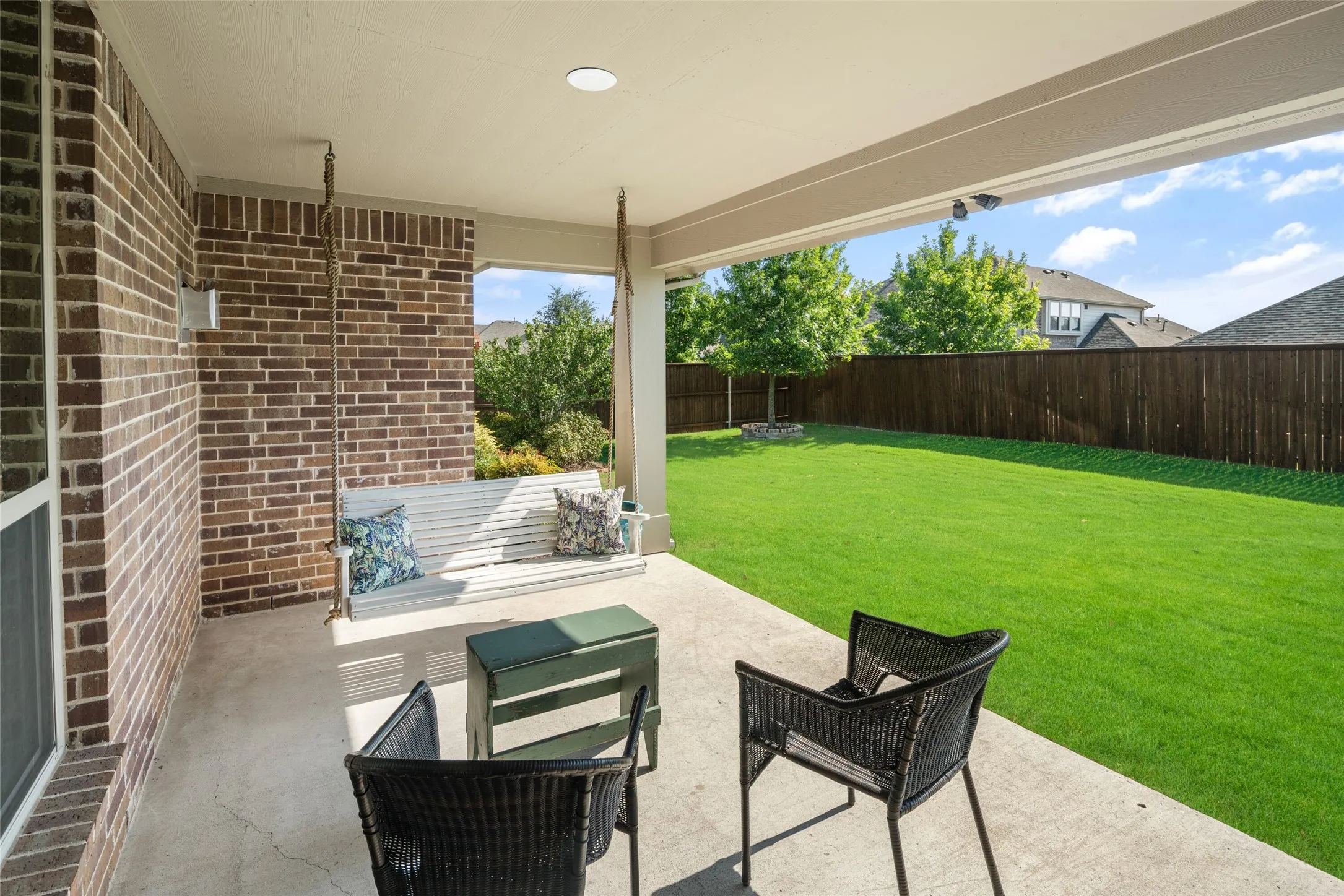 Single Family Residence For Sale in Collin County , 802 Providence, Wylie, Texas 75098, 4 Bedroom, 3 Bathroom, 2 Garage spaces, 3,084 Sqft, built in 2018, mls#21334756, Real Estate Agent in Wylie, Homes For Sale in Collin county, Homes For Sale in Wylie, Realtor in Wylie Texas, Real Estate Brokerage Independent Realty Texas, Luminita Cordes Realtor