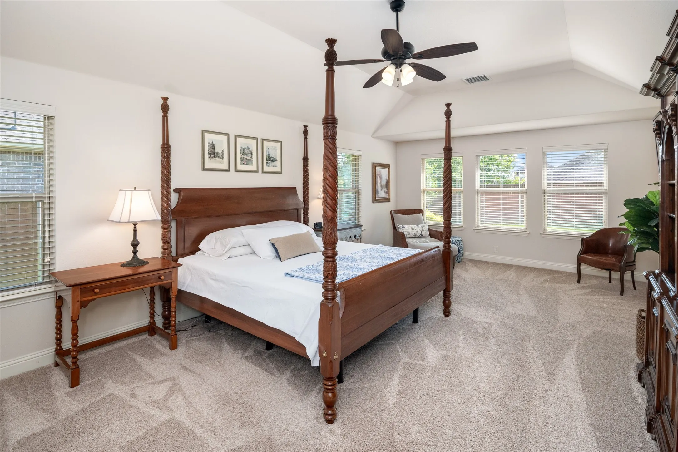 Single Family Residence For Sale in Collin County , 802 Providence, Wylie, Texas 75098, 4 Bedroom, 3 Bathroom, 2 Garage spaces, 3,084 Sqft, built in 2018, mls#21334756, Real Estate Agent in Wylie, Homes For Sale in Collin county, Homes For Sale in Wylie, Realtor in Wylie Texas, Real Estate Brokerage Independent Realty Texas, Luminita Cordes Realtor
