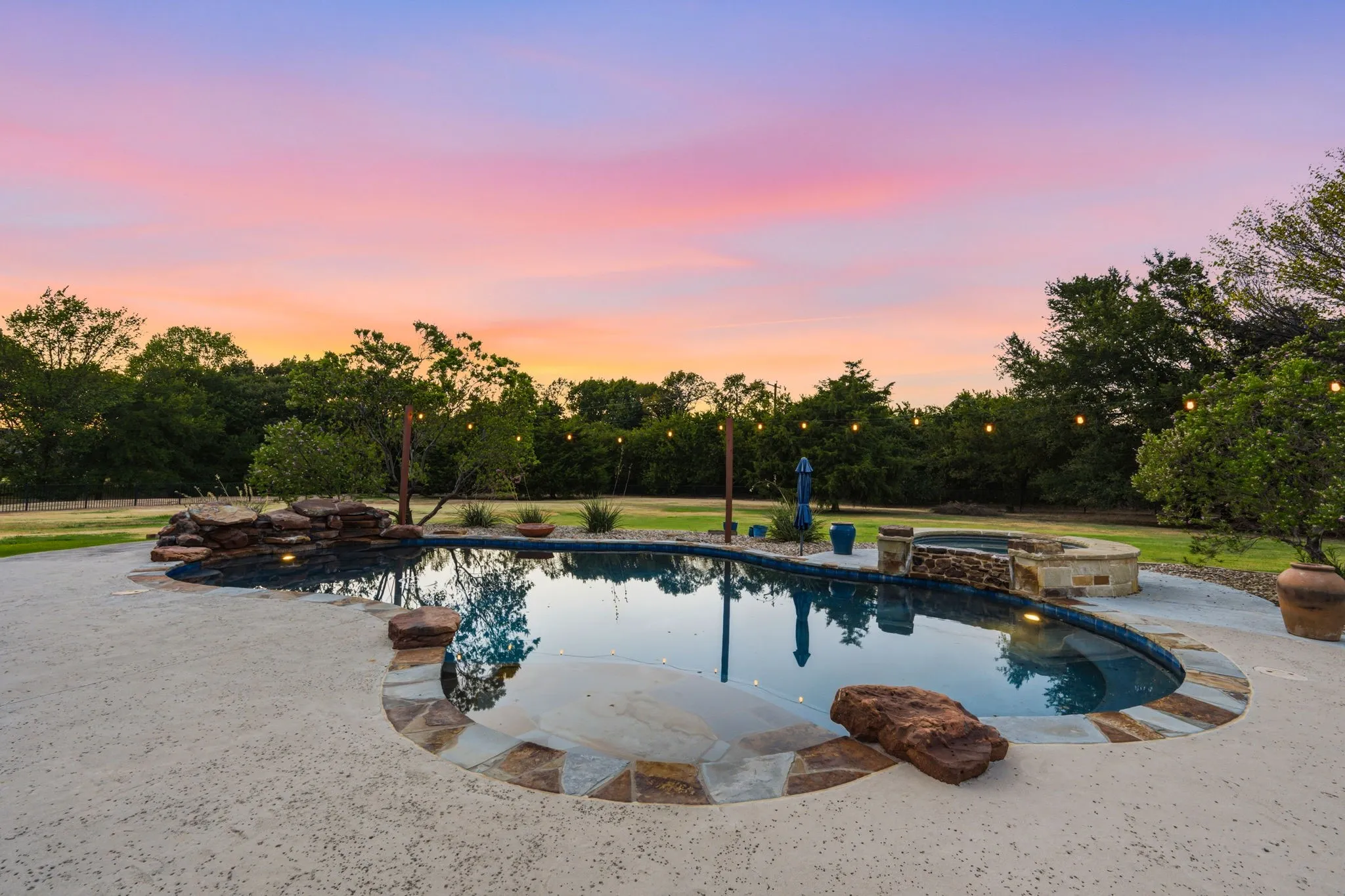 So much room to entertain in this spacious back yard situated close to a green space for added privacy.