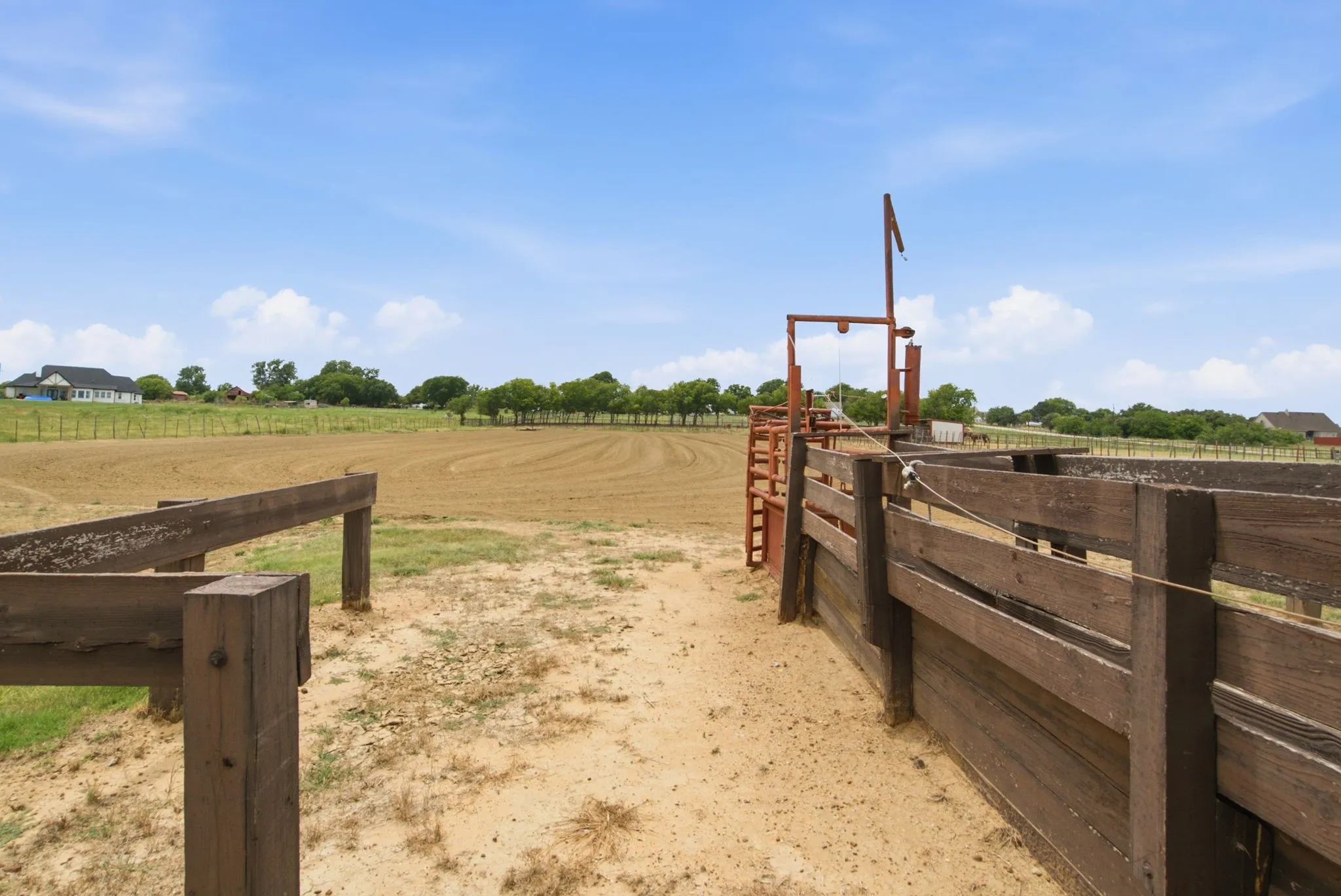 Single Family Residence For Sale in Denton County , 1590 Lawlis Lane, Sanger, Texas 76266, 2 Bedrooms, 2 Bathrooms, Garage spaces, 1,706 Sqft, built in 2002, Price $875,000, mls#21335711, Real Estate Agent in Sanger, Homes For Sale in Denton county, Homes For Sale in Sanger, Realtor in Sanger Texas, Real Estate Brokerage Independent Realty Texas, Luminita Cordes Realtor