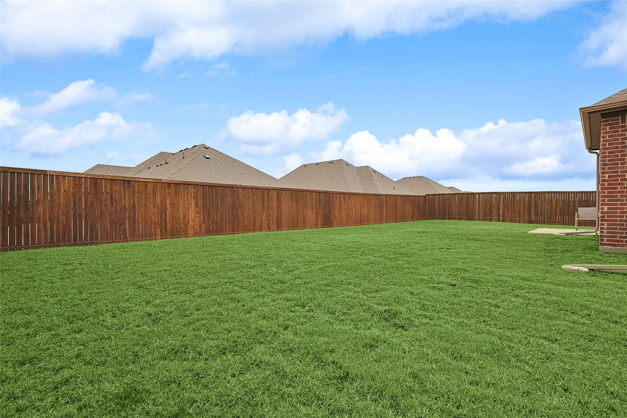 Single Family Residence For Rent in Rockwall County , 537 Oleander Drive, Royse City, Texas 75189, 3 Bedroom, 2 Bathroom, 3 Garage spaces, 1,883 Sqft, built in 2021, mls#21333044, Real Estate Agent in Royse City, Homes For Rent in Rockwall county, Homes For Rent in Royse City, Realtor in Royse City Texas, Real Estate Brokerage Independent Realty Texas, Luminita Cordes Realtor