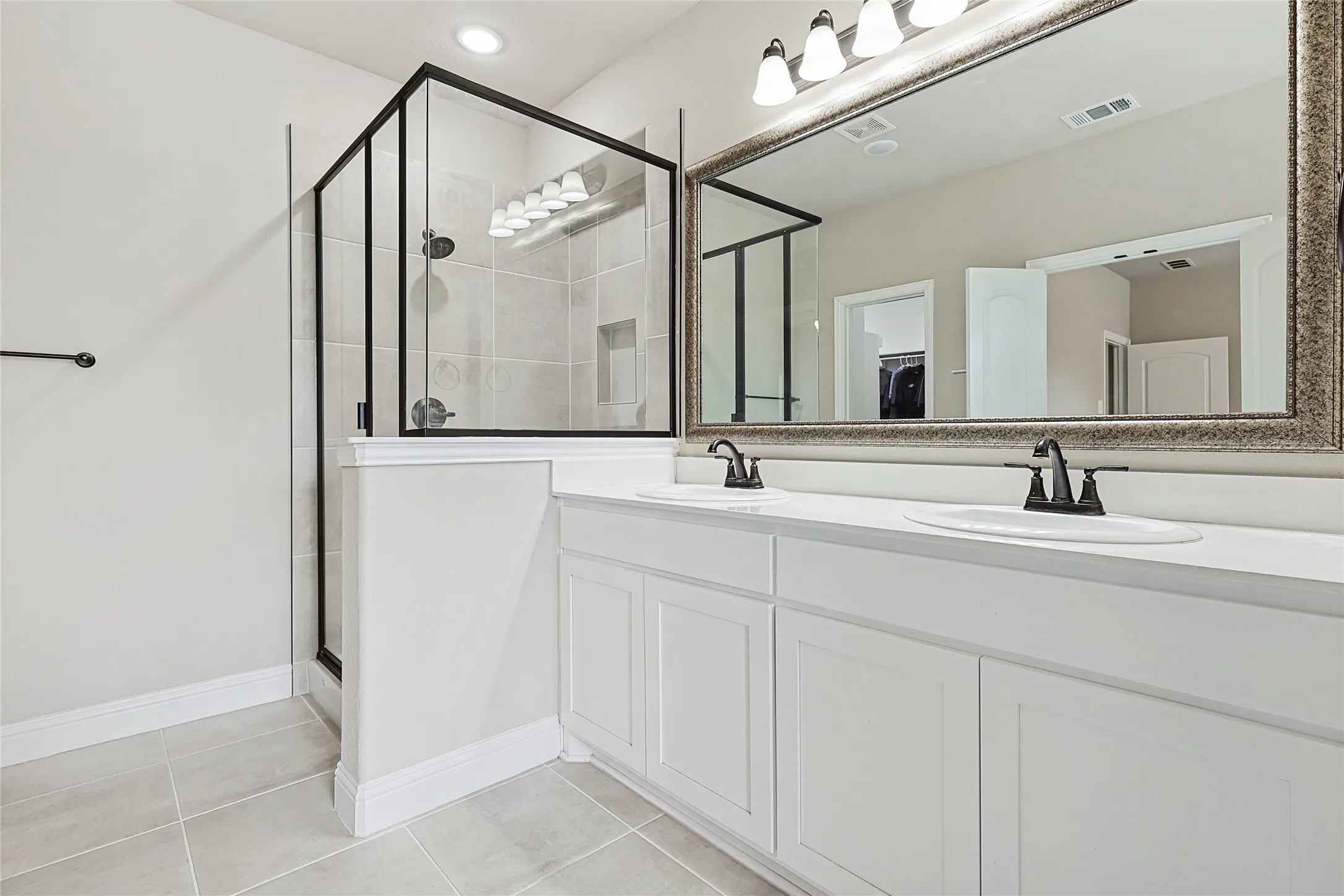 Single Family Residence For Rent in Rockwall County , 537 Oleander Drive, Royse City, Texas 75189, 3 Bedroom, 2 Bathroom, 3 Garage spaces, 1,883 Sqft, built in 2021, mls#21333044, Real Estate Agent in Royse City, Homes For Rent in Rockwall county, Homes For Rent in Royse City, Realtor in Royse City Texas, Real Estate Brokerage Independent Realty Texas, Luminita Cordes Realtor