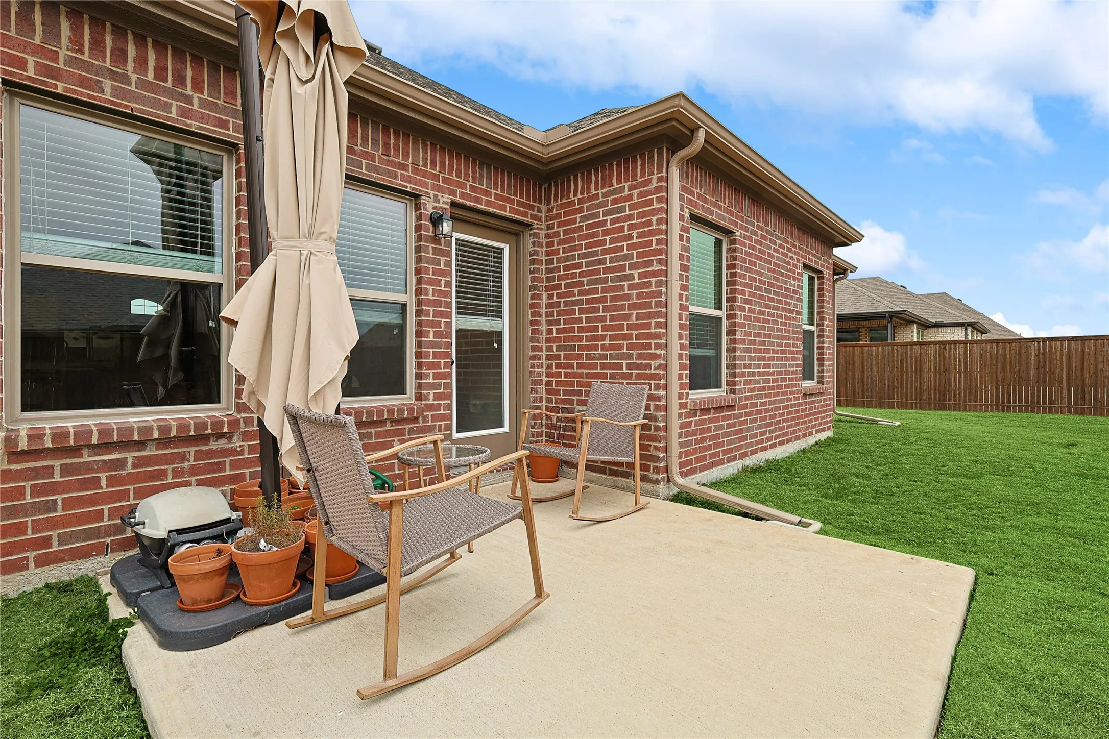 Single Family Residence For Rent in Rockwall County , 537 Oleander Drive, Royse City, Texas 75189, 3 Bedroom, 2 Bathroom, 3 Garage spaces, 1,883 Sqft, built in 2021, mls#21333044, Real Estate Agent in Royse City, Homes For Rent in Rockwall county, Homes For Rent in Royse City, Realtor in Royse City Texas, Real Estate Brokerage Independent Realty Texas, Luminita Cordes Realtor