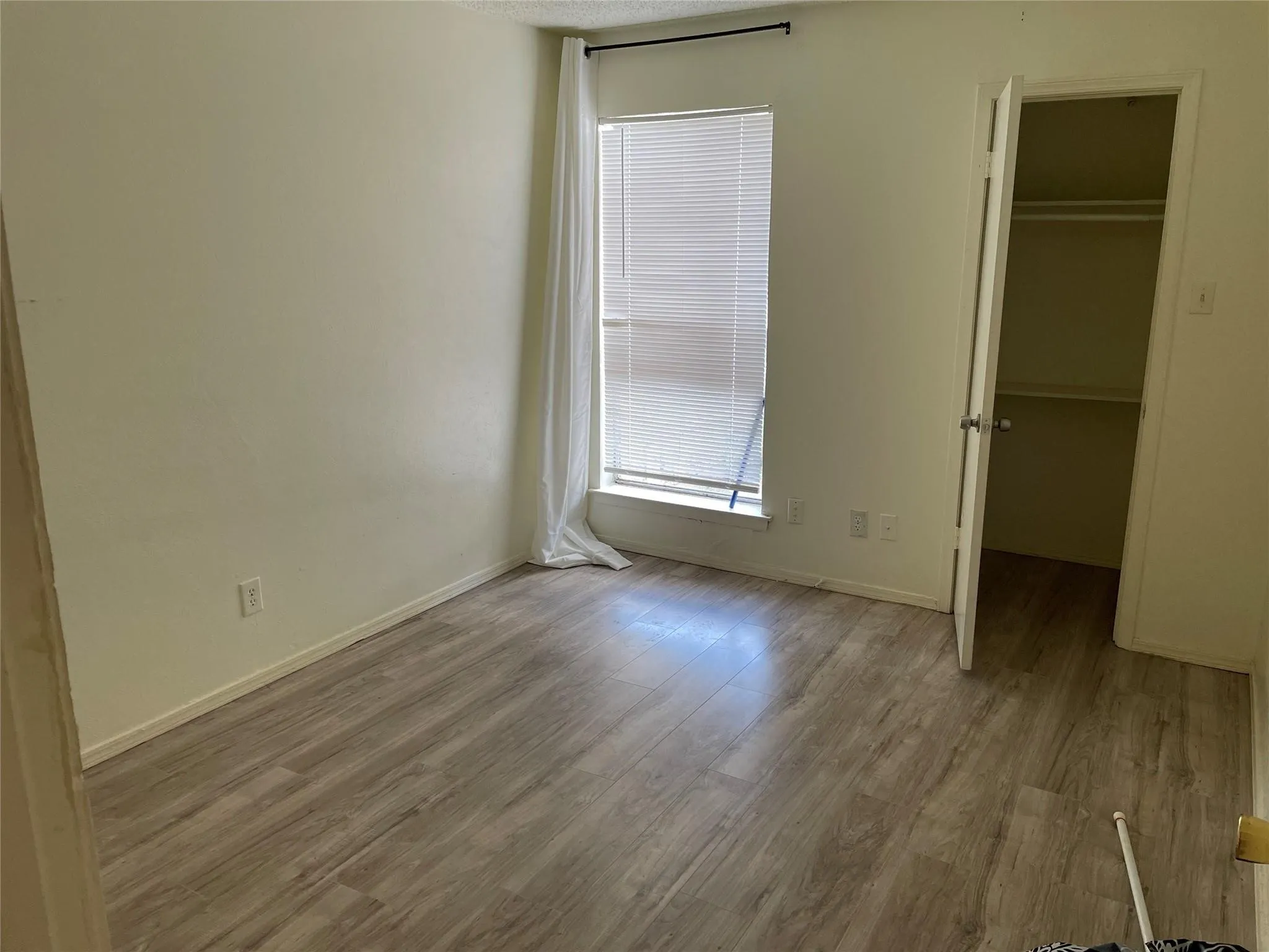Condominium For Rent in Dallas County , 2313 Trellis Place, Richardson, Texas 75081, 3 Bedrooms, 3 Bathrooms, Garage spaces, 1,314 Sqft, built in 1973, Price $2,000, mls#21335713, Real Estate Agent in Richardson, Homes For Rent in Dallas county, Homes For Rent in Richardson, Realtor in Richardson Texas, Real Estate Brokerage Independent Realty Texas, Luminita Cordes Realtor