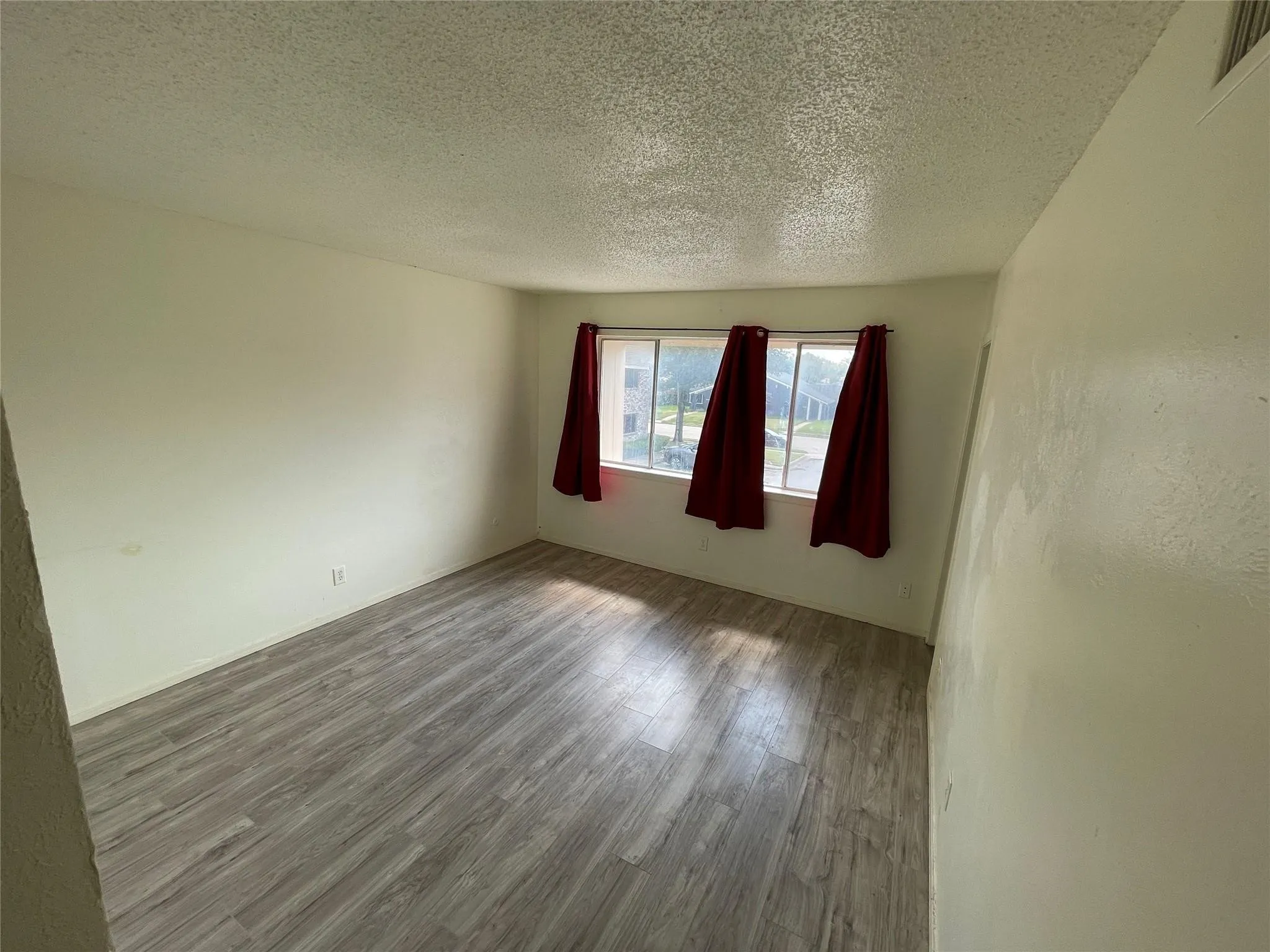 Condominium For Rent in Dallas County , 2313 Trellis Place, Richardson, Texas 75081, 3 Bedrooms, 3 Bathrooms, Garage spaces, 1,314 Sqft, built in 1973, Price $2,000, mls#21335713, Real Estate Agent in Richardson, Homes For Rent in Dallas county, Homes For Rent in Richardson, Realtor in Richardson Texas, Real Estate Brokerage Independent Realty Texas, Luminita Cordes Realtor