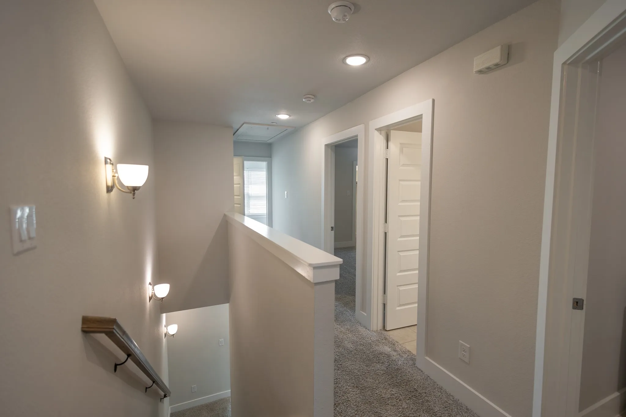 Single Family Residence For Rent in Tarrant County , 7616 Resting Mews, North Richland Hills, Texas 76182, 3 Bedroom, 3 Bathroom, 2 Garage spaces, 1,512 Sqft, built in 2021, mls#21331135, Real Estate Agent in North Richland Hills, Homes For Rent in Tarrant county, Homes For Rent in North Richland Hills, Realtor in North Richland Hills Texas, Real Estate Brokerage Independent Realty Texas, Luminita Cordes Realtor