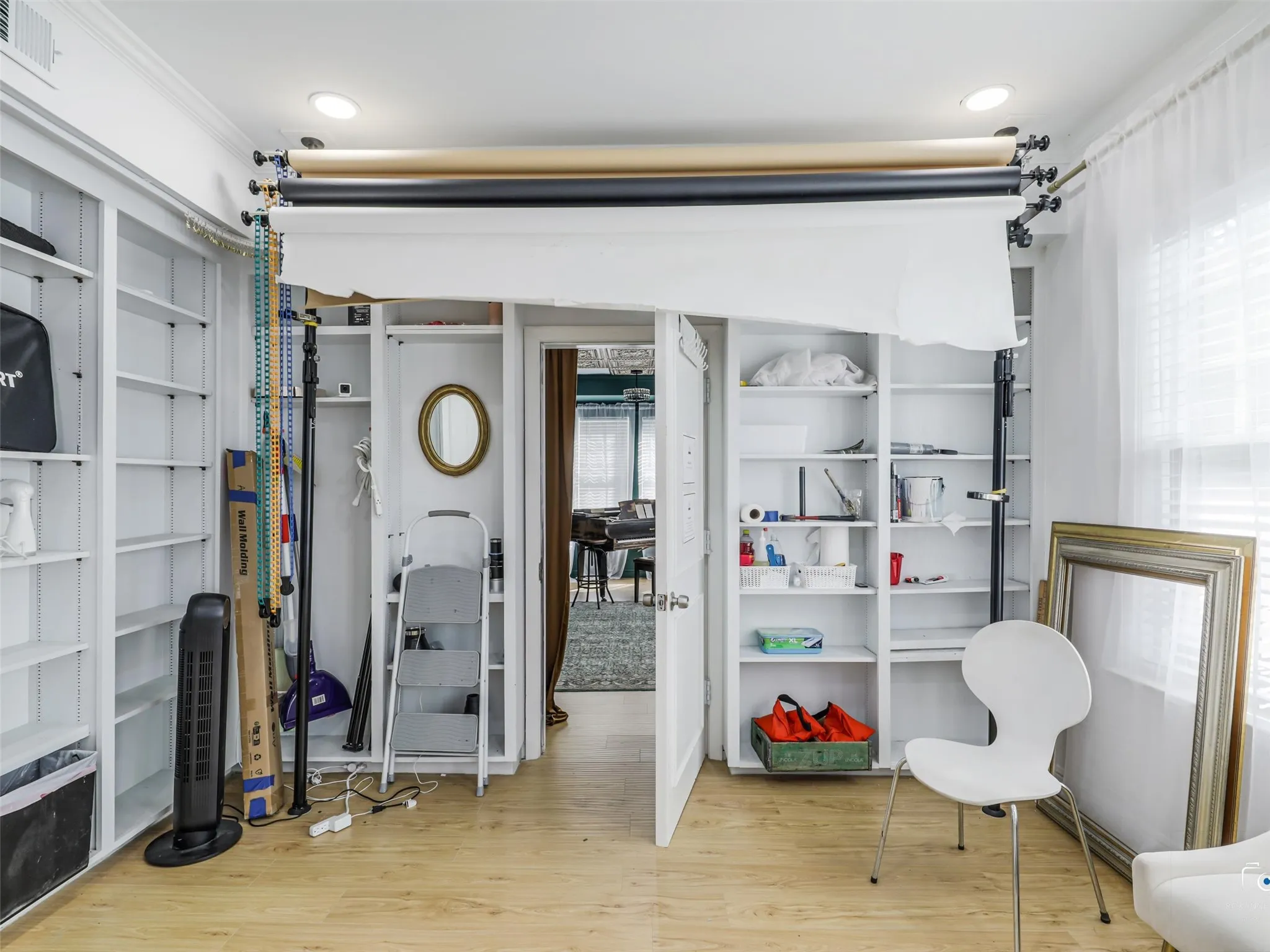 Suite 105 is a photography studio.