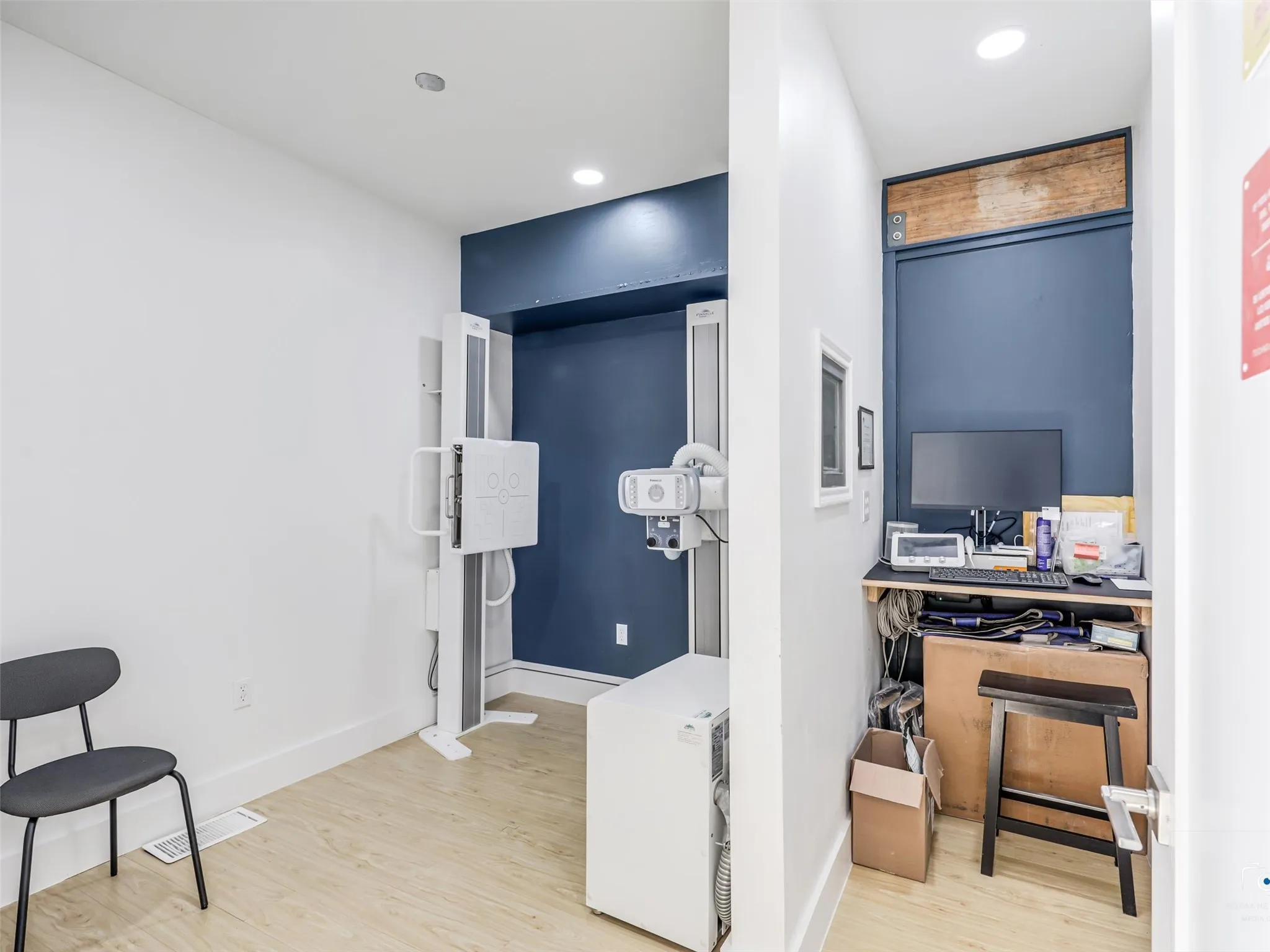 Office For Rent in Dallas County , 4310 Gaston Avenue 202, Dallas, Texas 75246, 0, 0, Garage spaces, 0 Sqft, built in 1918, mls#21322692, Real Estate Agent in Dallas, Homes For Rent in Dallas county, Homes For Rent in Dallas, Realtor in Dallas Texas, Real Estate Brokerage Independent Realty Texas, Luminita Cordes Realtor