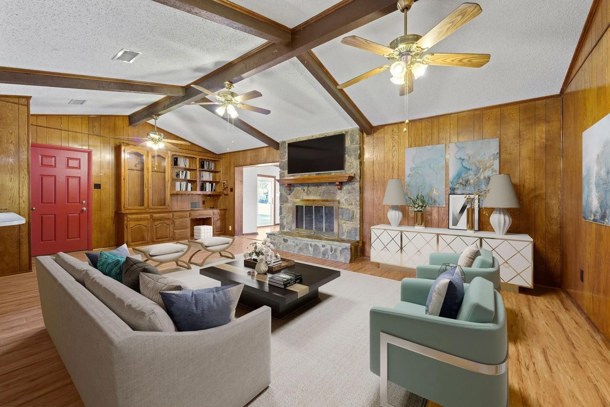 Single Family Residence For Sale in Dallas County , 1006 S Clark Road, Cedar Hill, Texas 75104, 3 Bedroom, 2 Bathroom, 2 Garage spaces, 1,500 Sqft, built in 1973, mls#21335738, Real Estate Agent in Cedar Hill, Homes For Sale in Dallas county, Homes For Sale in Cedar Hill, Realtor in Cedar Hill Texas, Real Estate Brokerage Independent Realty Texas, Luminita Cordes Realtor