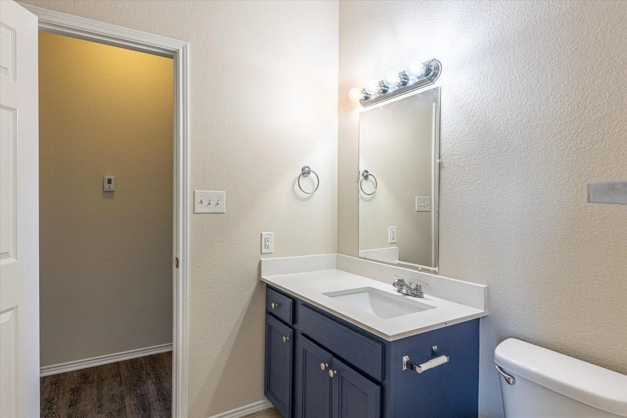 Duplex For Rent in Parker County , 102 Collett Court, Weatherford, Texas 76088, 3 Bedroom, 2 Bathroom, Garage spaces, 1,062 Sqft, built in 2007, mls#21335745, Real Estate Agent in Weatherford, Homes For Rent in Parker county, Homes For Rent in Weatherford, Realtor in Weatherford Texas, Real Estate Brokerage Independent Realty Texas, Luminita Cordes Realtor