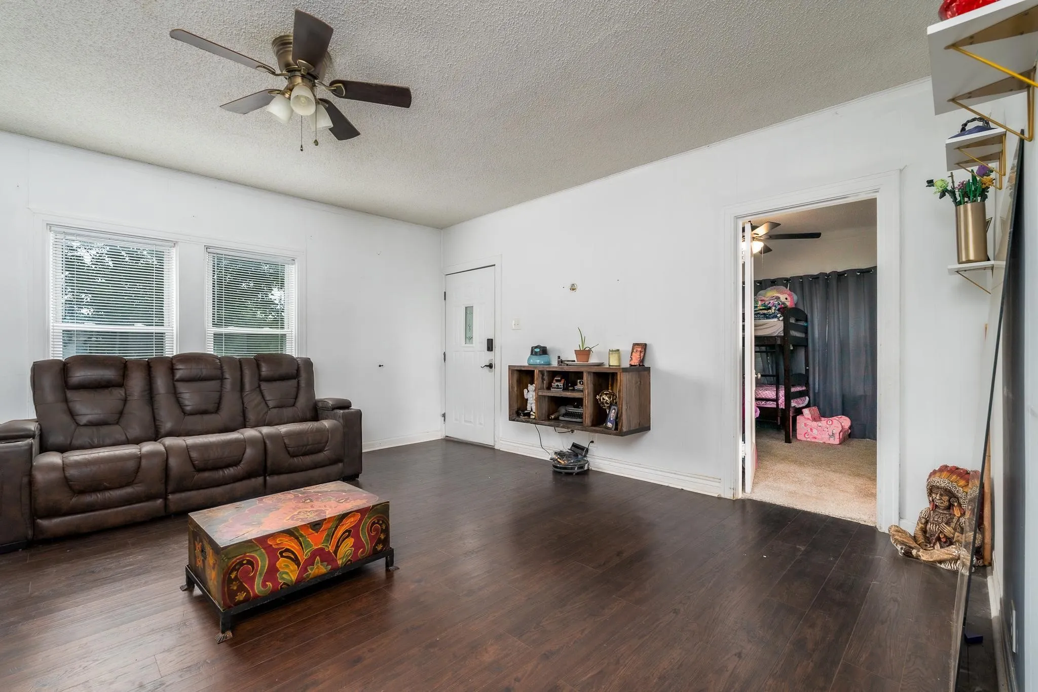 Single Family Residence For Sale in Taylor County , 1618 Chestnut Street, Abilene, Texas 79602, 2 Bedroom, 1 Bathroom, 1 Garage spaces, 1,136 Sqft, built in 1939, mls#21335679, Real Estate Agent in Abilene, Homes For Sale in Taylor county, Homes For Sale in Abilene, Realtor in Abilene Texas, Real Estate Brokerage Independent Realty Texas, Luminita Cordes Realtor