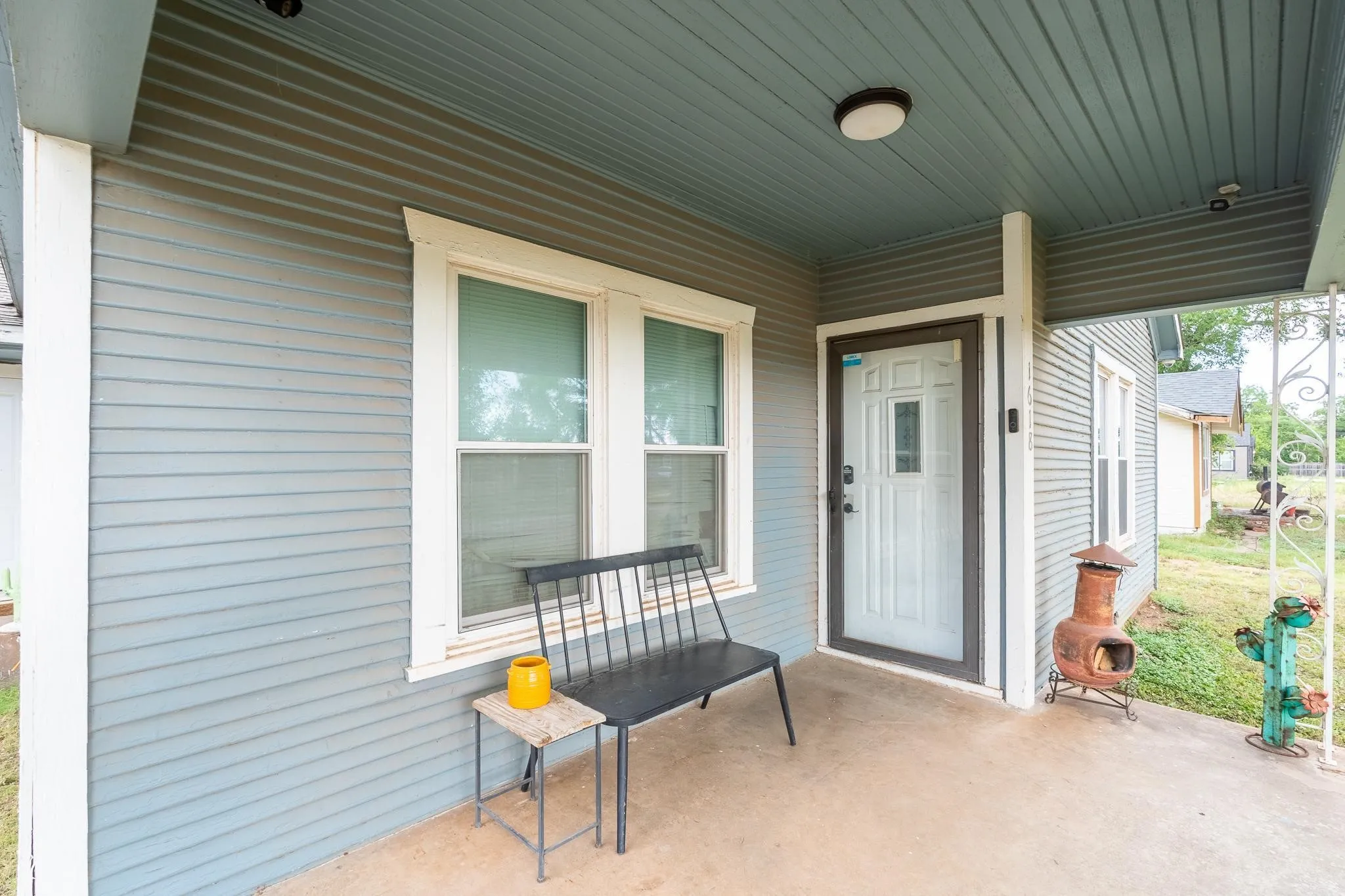 Single Family Residence For Sale in Taylor County , 1618 Chestnut Street, Abilene, Texas 79602, 2 Bedroom, 1 Bathroom, 1 Garage spaces, 1,136 Sqft, built in 1939, mls#21335679, Real Estate Agent in Abilene, Homes For Sale in Taylor county, Homes For Sale in Abilene, Realtor in Abilene Texas, Real Estate Brokerage Independent Realty Texas, Luminita Cordes Realtor