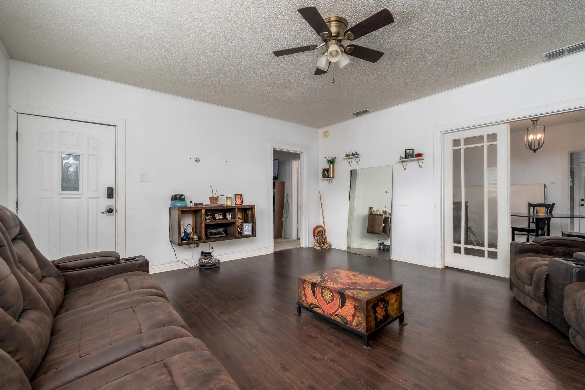 Single Family Residence For Sale in Taylor County , 1618 Chestnut Street, Abilene, Texas 79602, 2 Bedroom, 1 Bathroom, 1 Garage spaces, 1,136 Sqft, built in 1939, mls#21335679, Real Estate Agent in Abilene, Homes For Sale in Taylor county, Homes For Sale in Abilene, Realtor in Abilene Texas, Real Estate Brokerage Independent Realty Texas, Luminita Cordes Realtor